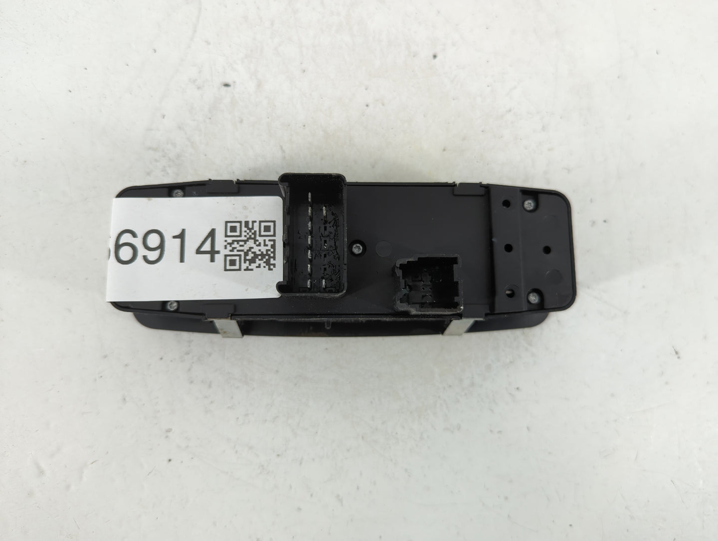 2015 Dodge Ram 1500 Master Power Window Switch Replacement Driver Side Left P/N:68110866AB Fits OEM Used Auto Parts - Oemuse