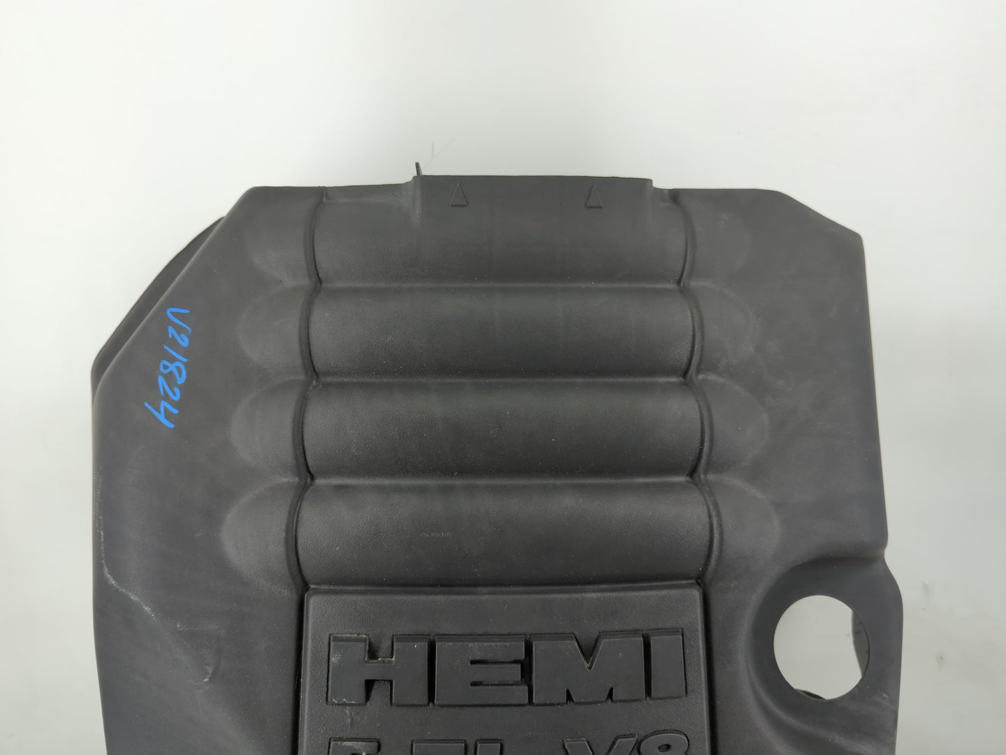 2015 Dodge Ram 1500 Engine Cover - Oemusedautoparts1.com