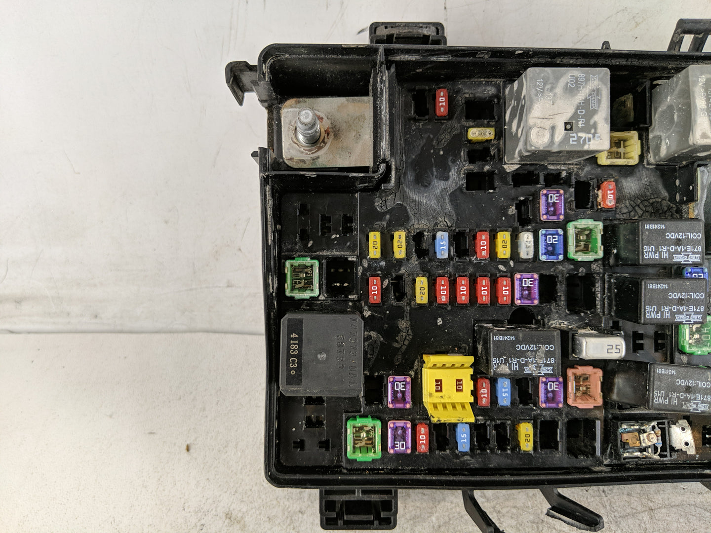 2015 Dodge Ram 1500 Fusebox Fuse Box Panel Relay Module P/N:P68243257AB Fits OEM Used Auto Parts - Oemusedautoparts1.com