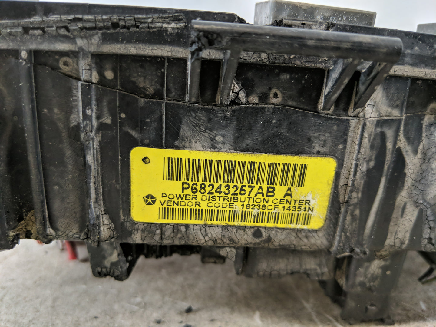 2015 Dodge Ram 1500 Fusebox Fuse Box Panel Relay Module P/N:P68243257AB Fits OEM Used Auto Parts - Oemusedautoparts1.com