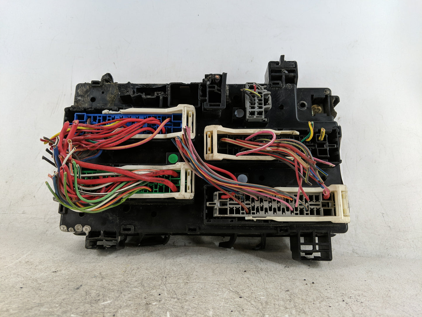 2015 Dodge Ram 1500 Fusebox Fuse Box Panel Relay Module P/N:P68243257AB Fits OEM Used Auto Parts - Oemusedautoparts1.com