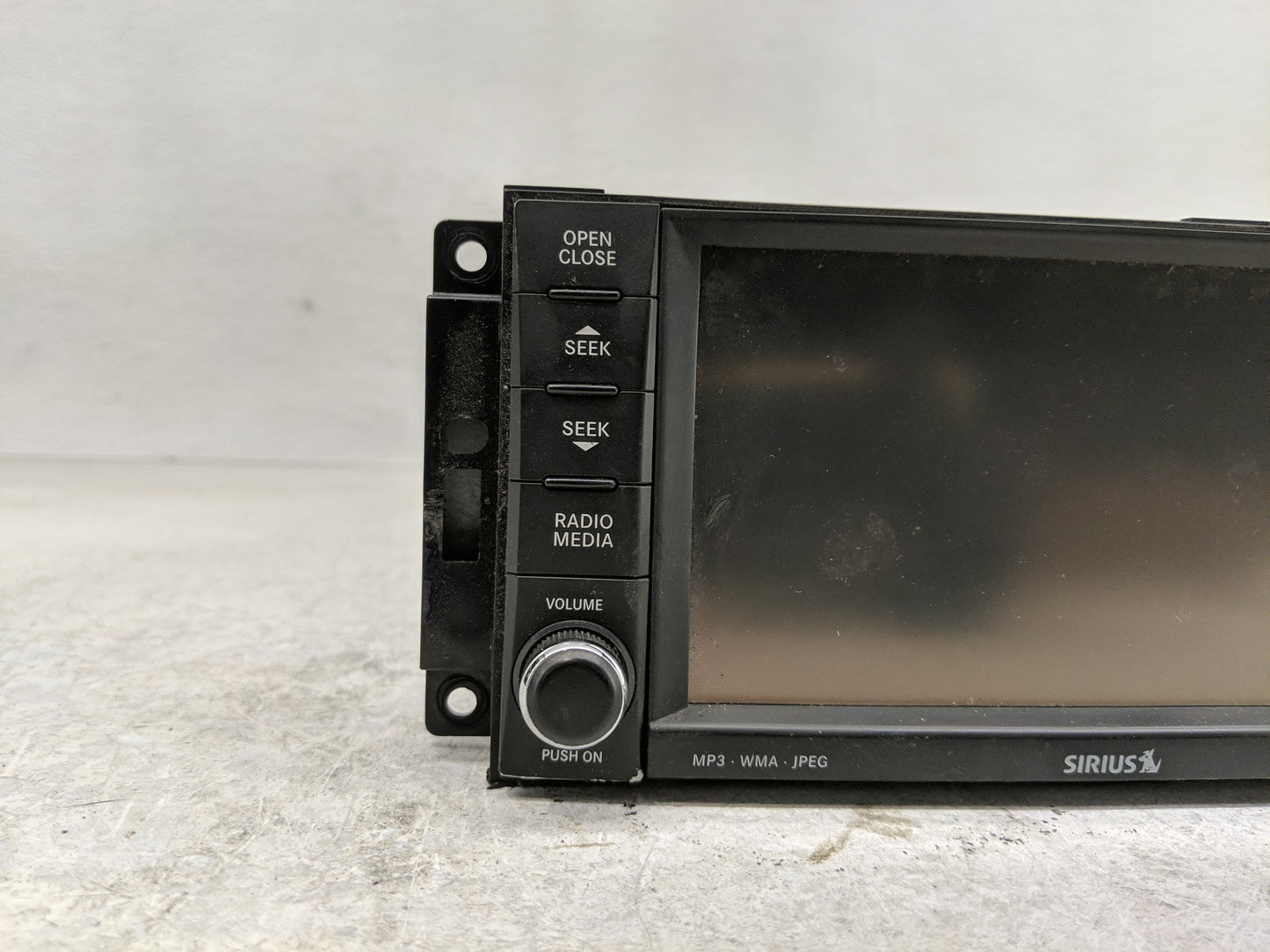 2015 Dodge Ram 1500 Radio AM FM Cd Player Receiver Replacement P/N:P05091209AD Fits OEM Used Auto Parts - Oemusedautoparts1.