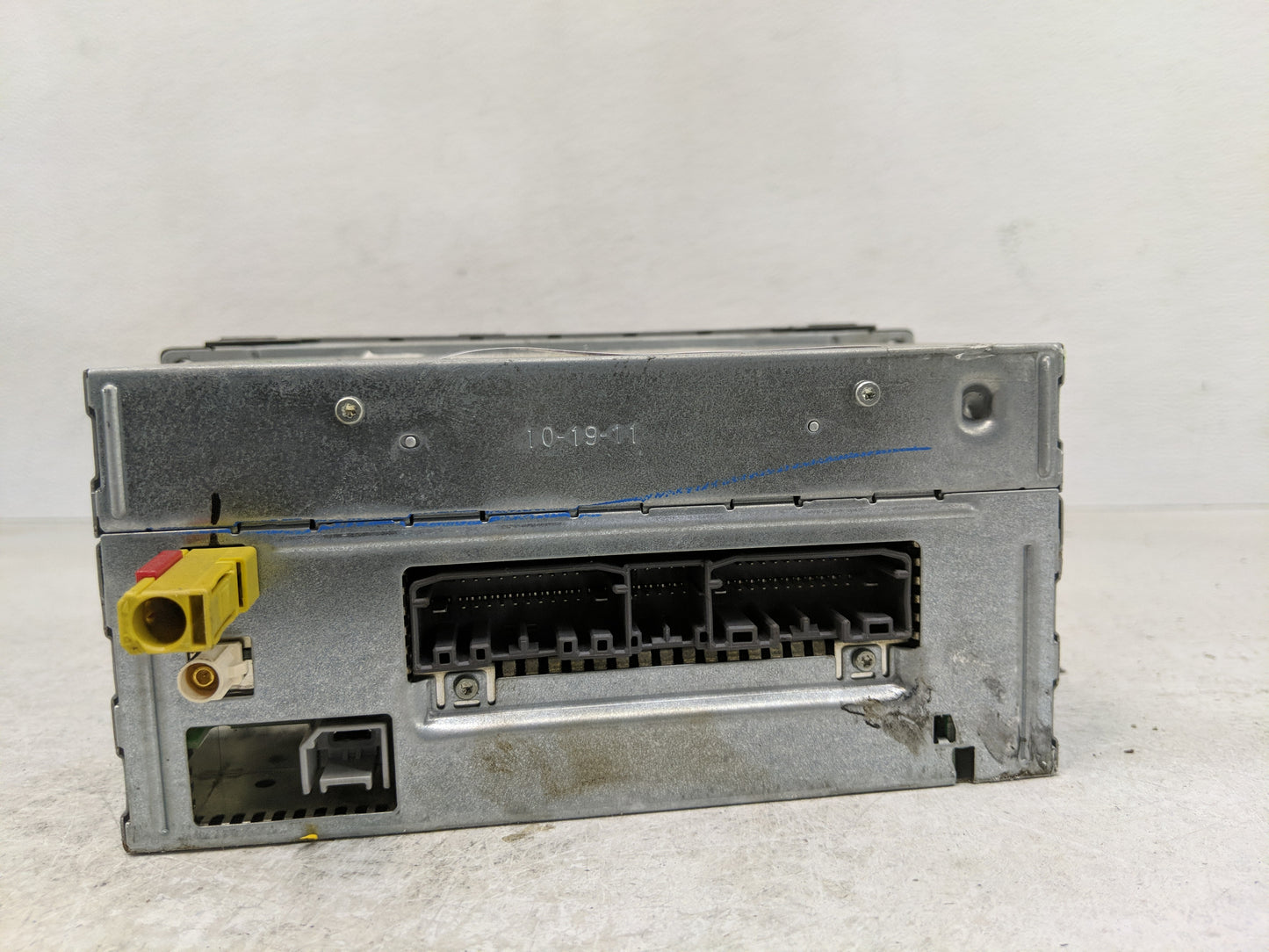 2015 Dodge Ram 1500 Radio AM FM Cd Player Receiver Replacement P/N:P05091209AD Fits OEM Used Auto Parts - Oemusedautoparts1.