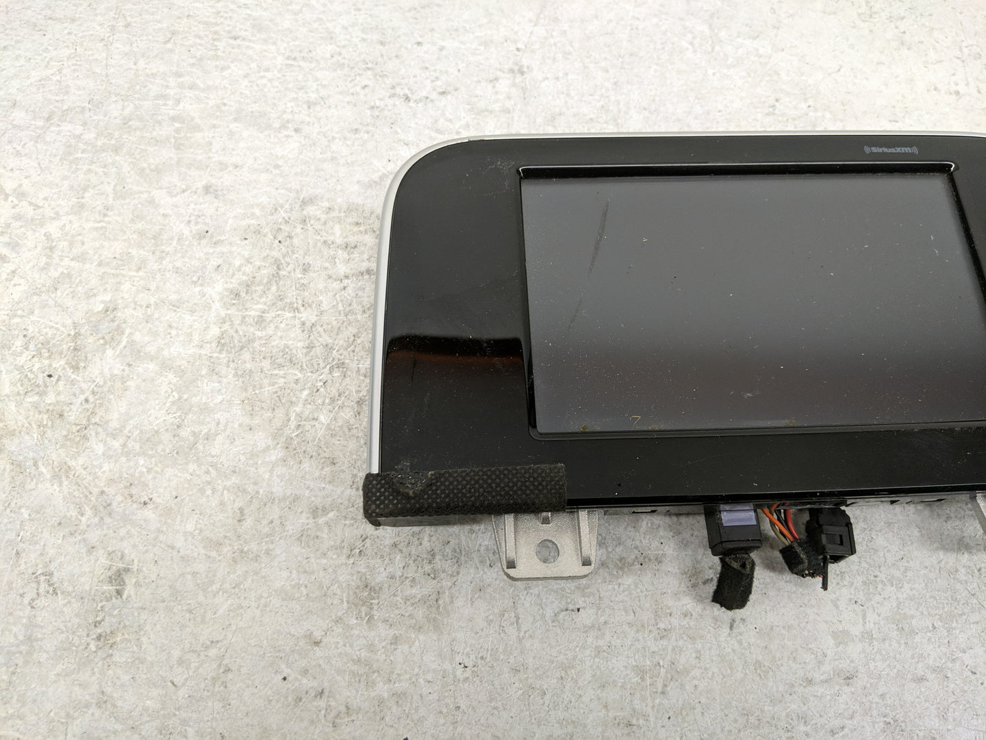 2015 Dodge Ram 1500 Radio AM FM Cd Player Receiver Replacement P/N:P68228668AD Fits Fits 2016 OEM Used Auto Parts - Oemuseda