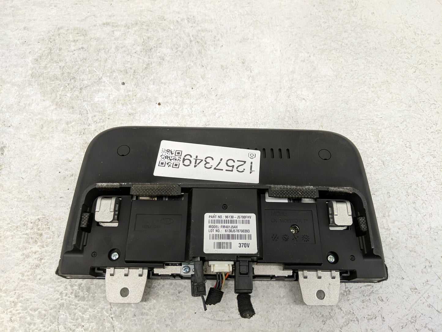 2015 Dodge Ram 1500 Radio AM FM Cd Player Receiver Replacement P/N:P68228668AD Fits Fits 2016 OEM Used Auto Parts - Oemuseda