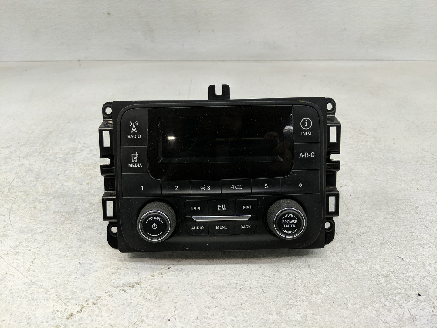 2015 Dodge Ram 1500 Radio AM FM Cd Player Receiver Replacement P/N:P68245816AD Fits OEM Used Auto Parts - Oemusedautoparts1.