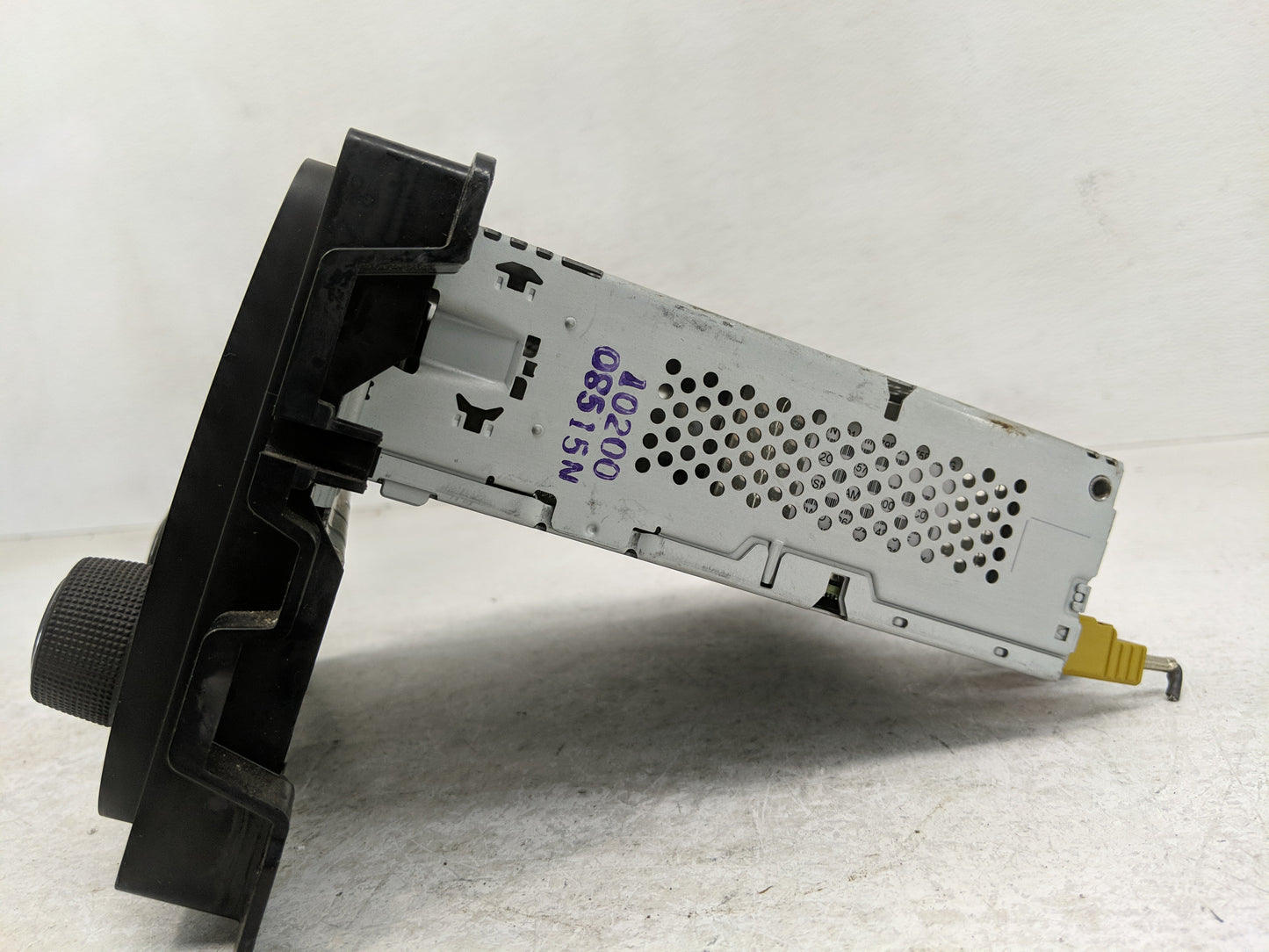 2015 Dodge Ram 1500 Radio AM FM Cd Player Receiver Replacement P/N:P68245816AD Fits OEM Used Auto Parts - Oemusedautoparts1.