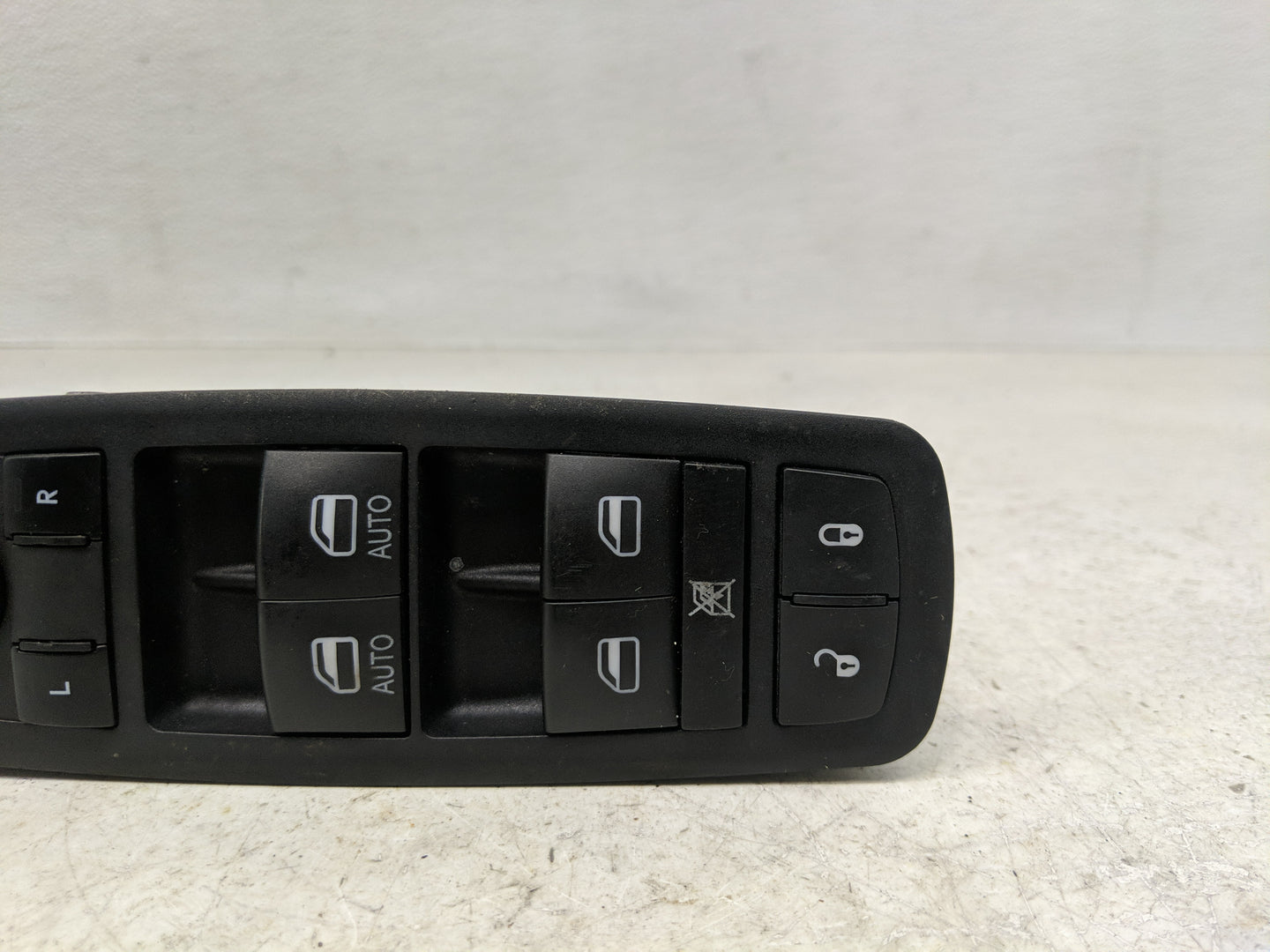 2015 Dodge Ram 1500 Master Power Window Switch Replacement Driver Side Left Fits Fits 2012 2013 2014 2016 OEM Used Auto Part