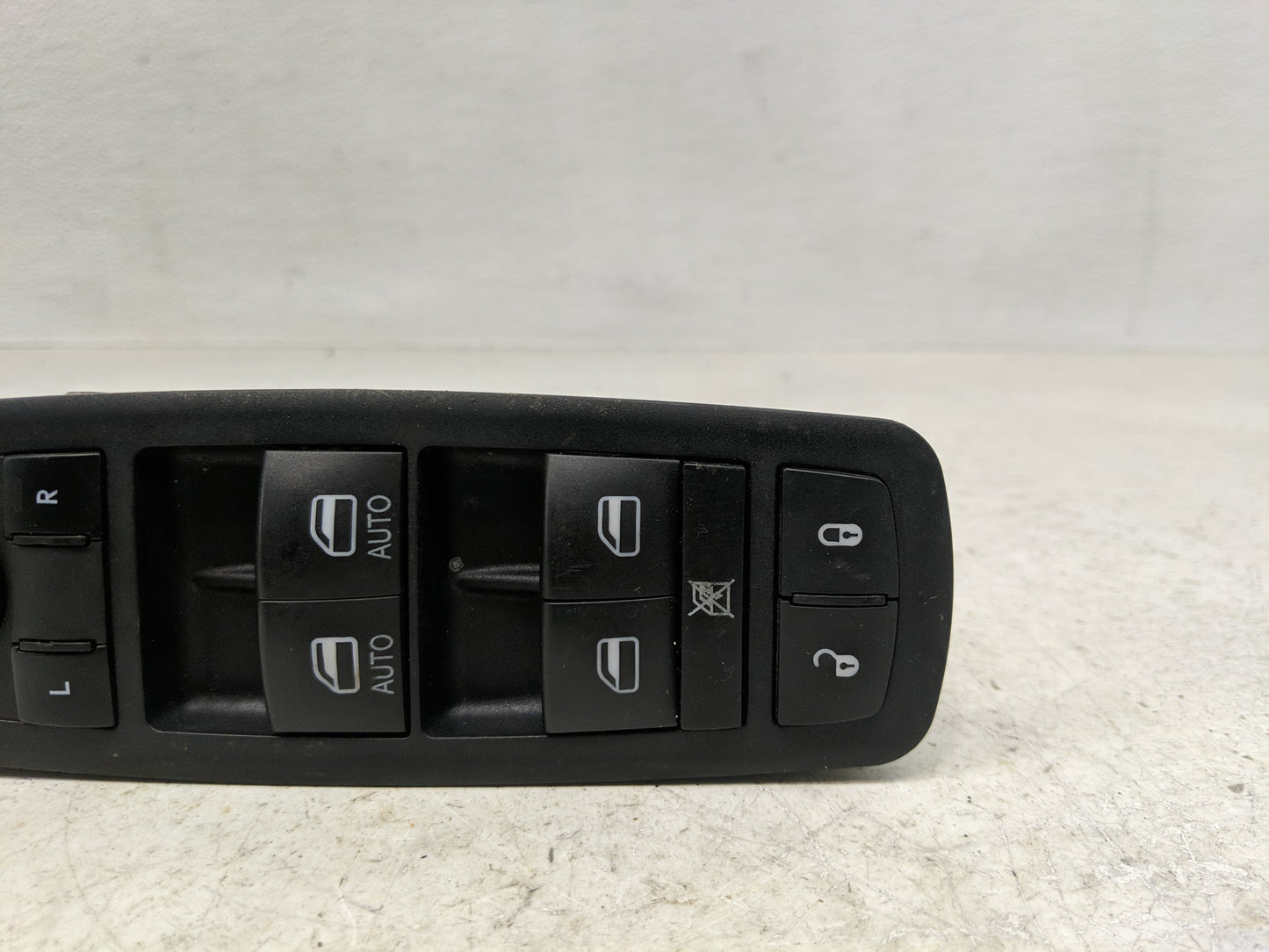 2015 Dodge Ram 1500 Master Power Window Switch Replacement Driver Side Left Fits Fits 2012 2013 2014 2016 OEM Used Auto Part