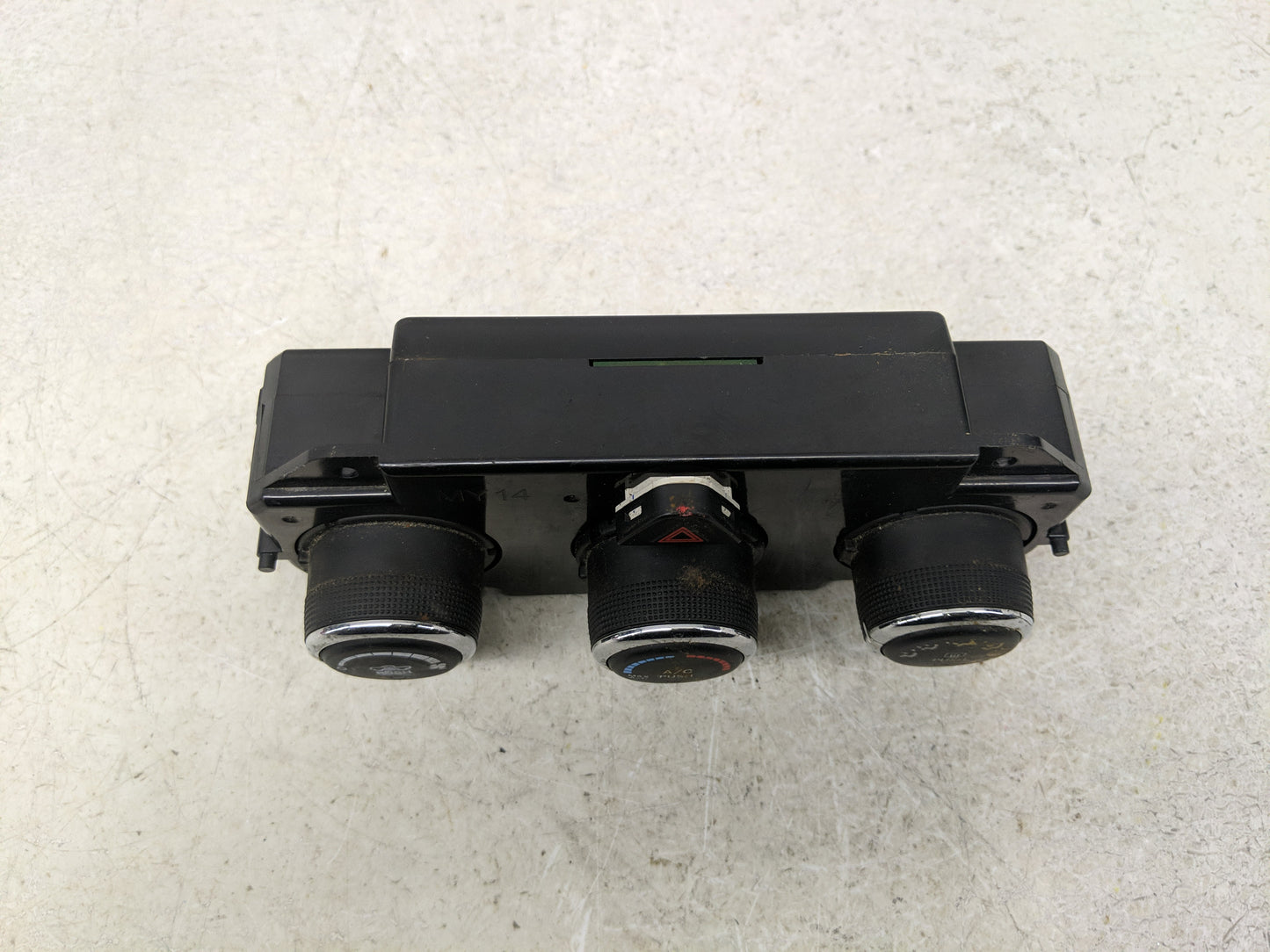 2015 Dodge Ram 1500 Climate Control Module Temperature AC/Heater Replacement P/N:P68236776AB Fits OEM Used Auto Parts - Oemu