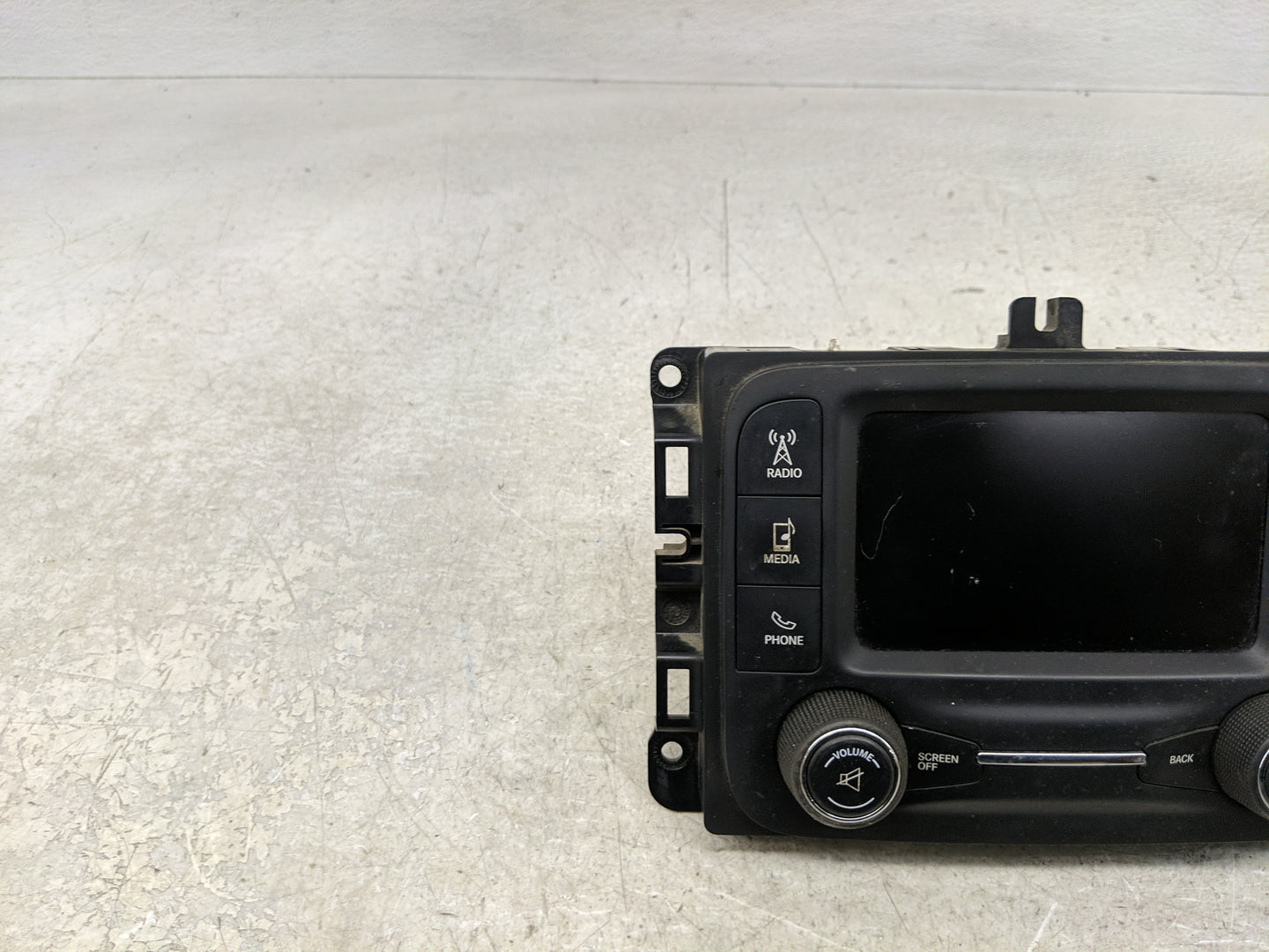 2015 Dodge Ram 1500 Radio AM FM Cd Player Receiver Replacement P/N:P68228668AD Fits OEM Used Auto Parts - Oemusedautoparts1.