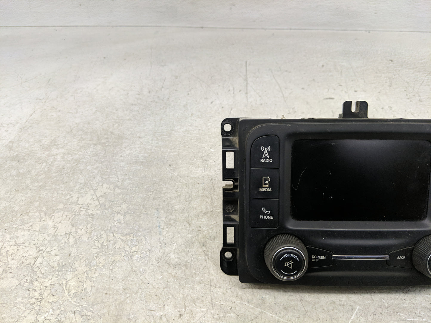 2015 Dodge Ram 1500 Radio AM FM Cd Player Receiver Replacement P/N:P68228668AD Fits OEM Used Auto Parts - Oemusedautoparts1.