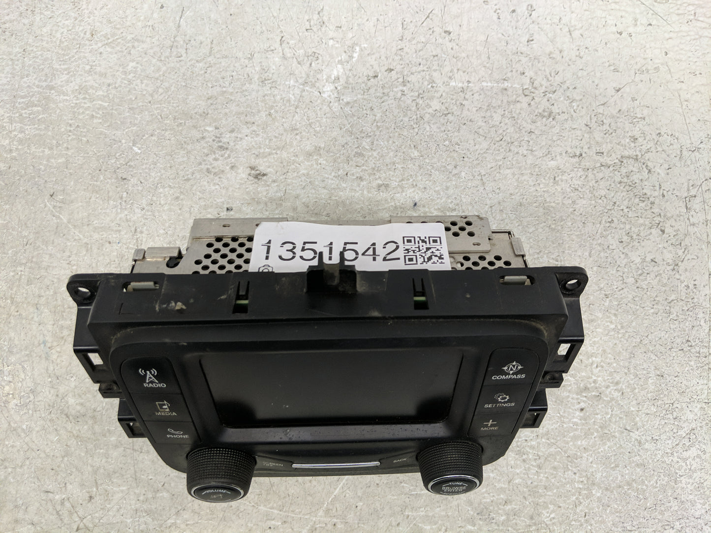 2015 Dodge Ram 1500 Radio AM FM Cd Player Receiver Replacement P/N:P68228668AD Fits OEM Used Auto Parts - Oemusedautoparts1.