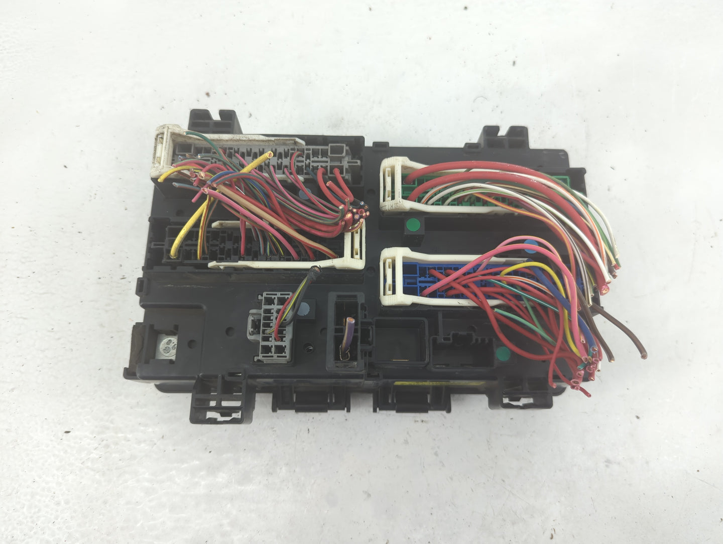 2015 Dodge Ram 1500 Fusebox Fuse Box Panel Relay Module P/N:7140-1980-30 Fits OEM Used Auto Parts - Oemusedautoparts1.com