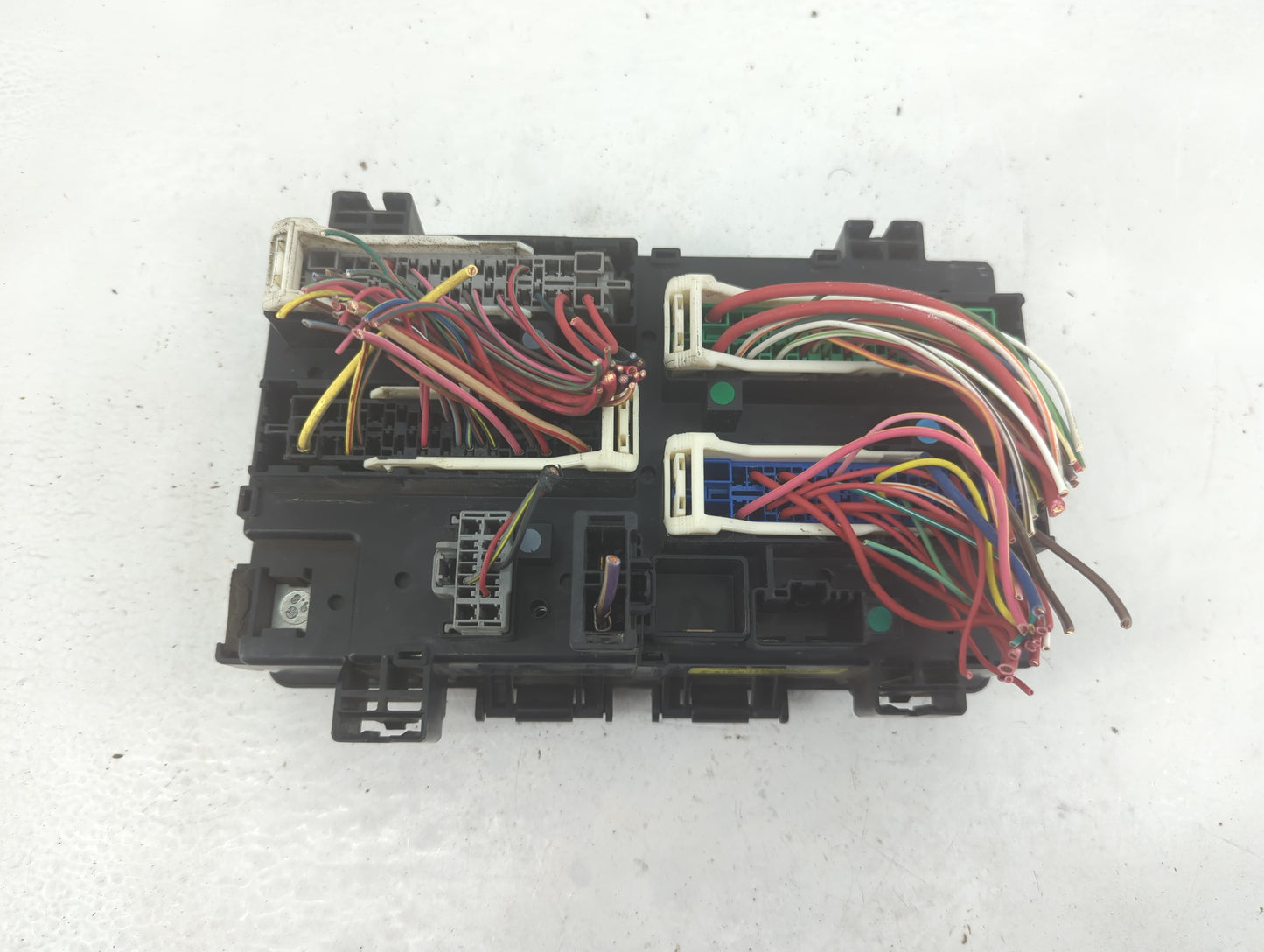 2015 Dodge Ram 1500 Fusebox Fuse Box Panel Relay Module P/N:7140-1980-30 Fits OEM Used Auto Parts - Oemusedautoparts1.com
