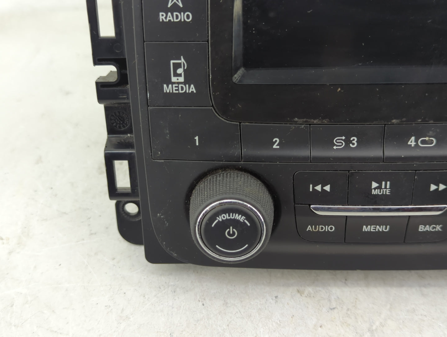 2015 Dodge Ram 1500 Radio AM FM Cd Player Receiver Replacement P/N:68245816AD Fits Fits 2016 OEM Used Auto Parts - Oemusedau