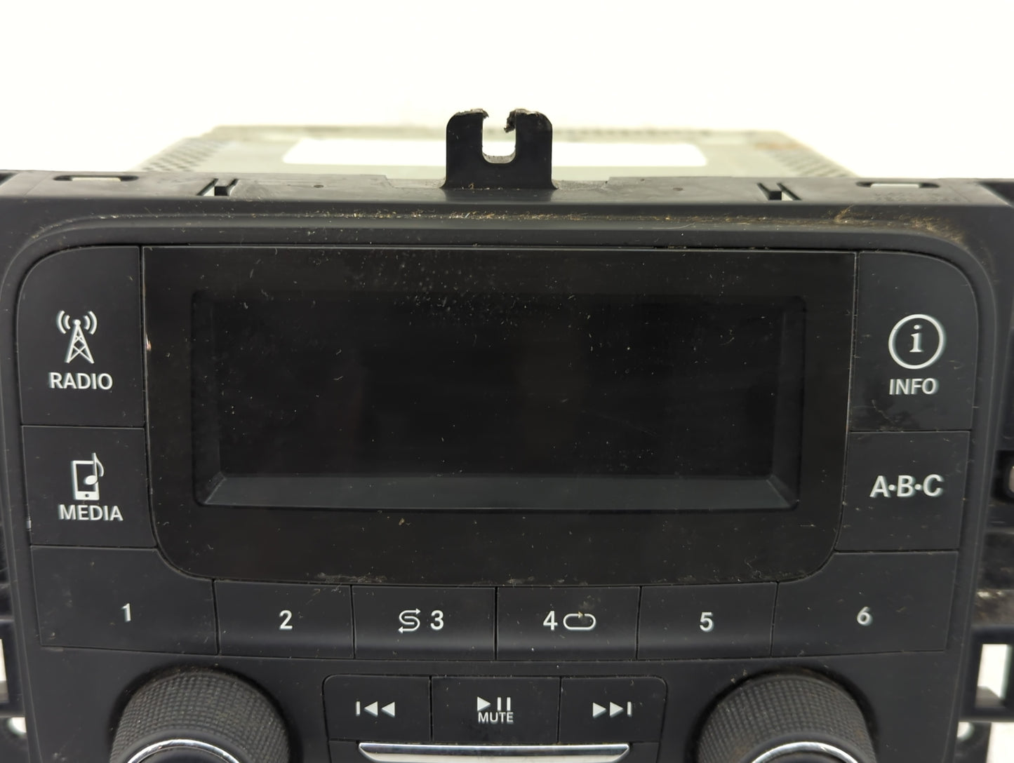 2015 Dodge Ram 1500 Radio AM FM Cd Player Receiver Replacement P/N:68245816AD Fits Fits 2016 OEM Used Auto Parts - Oemusedau