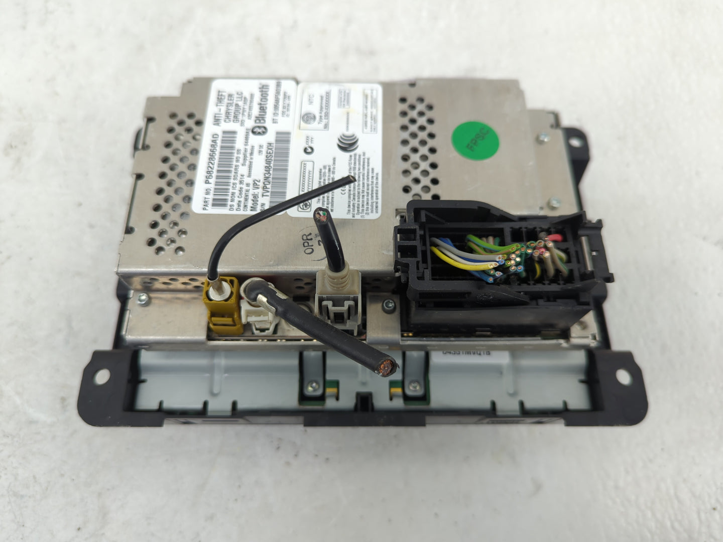2015 Dodge Ram 1500 Radio AM FM Cd Player Receiver Replacement P/N:P68228668AD Fits OEM Used Auto Parts - Oemusedautoparts1.