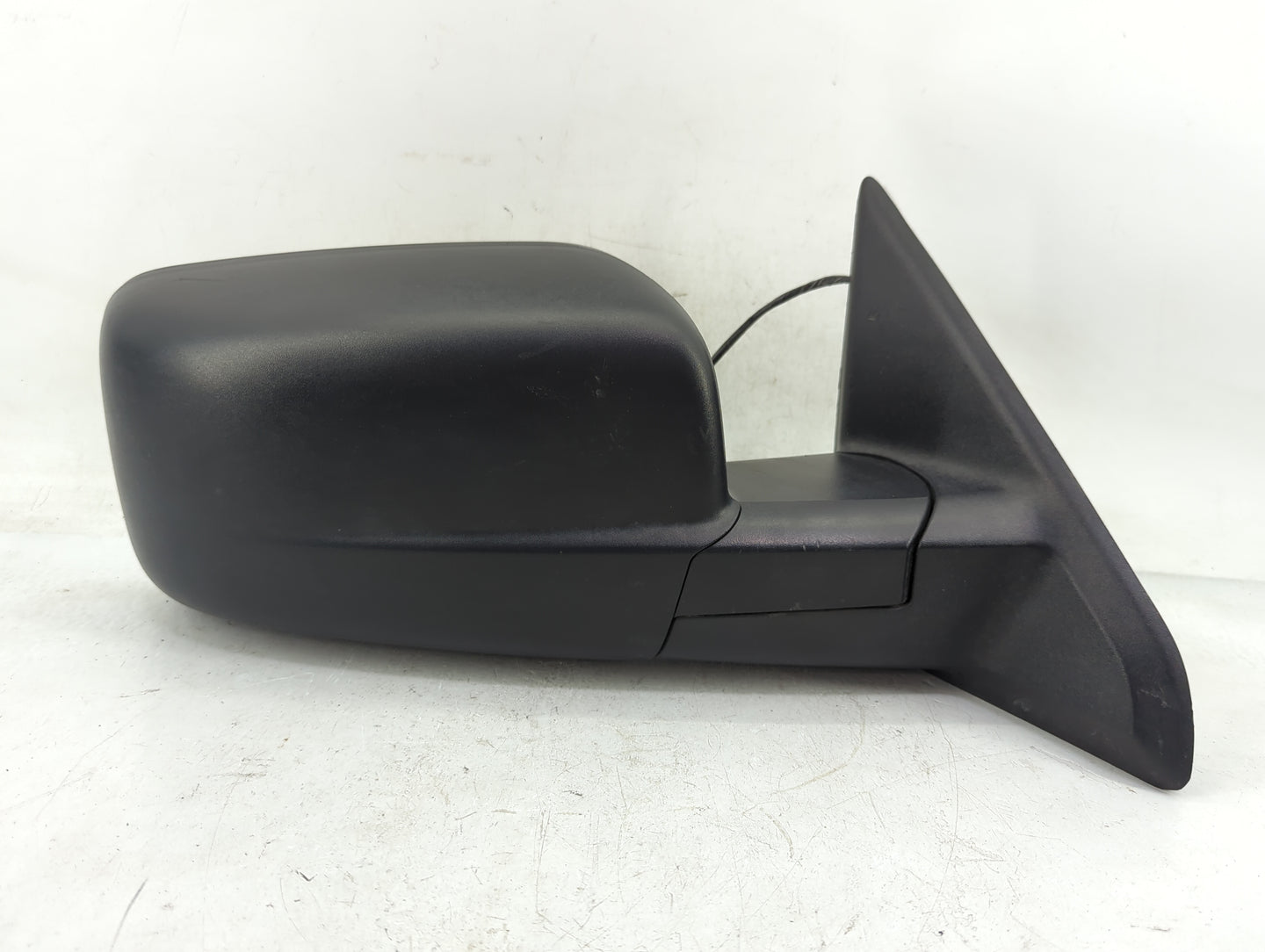 2015 Dodge Ram 1500 Passenger Side View Mirror - Right Door Mirror OEM Used - Oemusedautoparts1.com