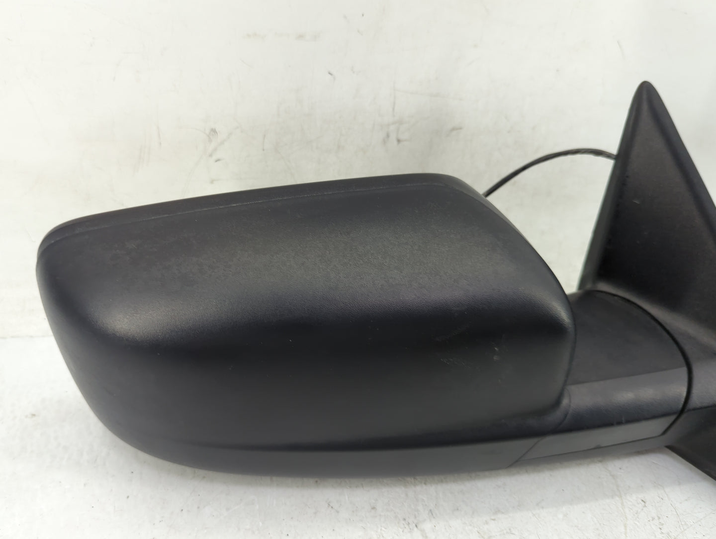 2015 Dodge Ram 1500 Passenger Side View Mirror - Right Door Mirror OEM Used - Oemusedautoparts1.com