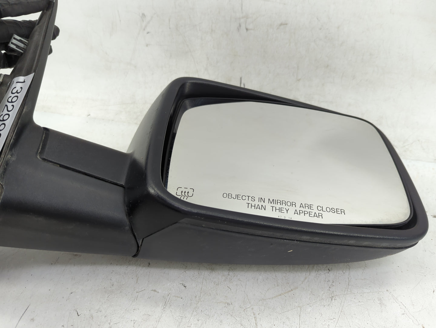2015 Dodge Ram 1500 Passenger Side View Mirror - Right Door Mirror OEM Used - Oemusedautoparts1.com