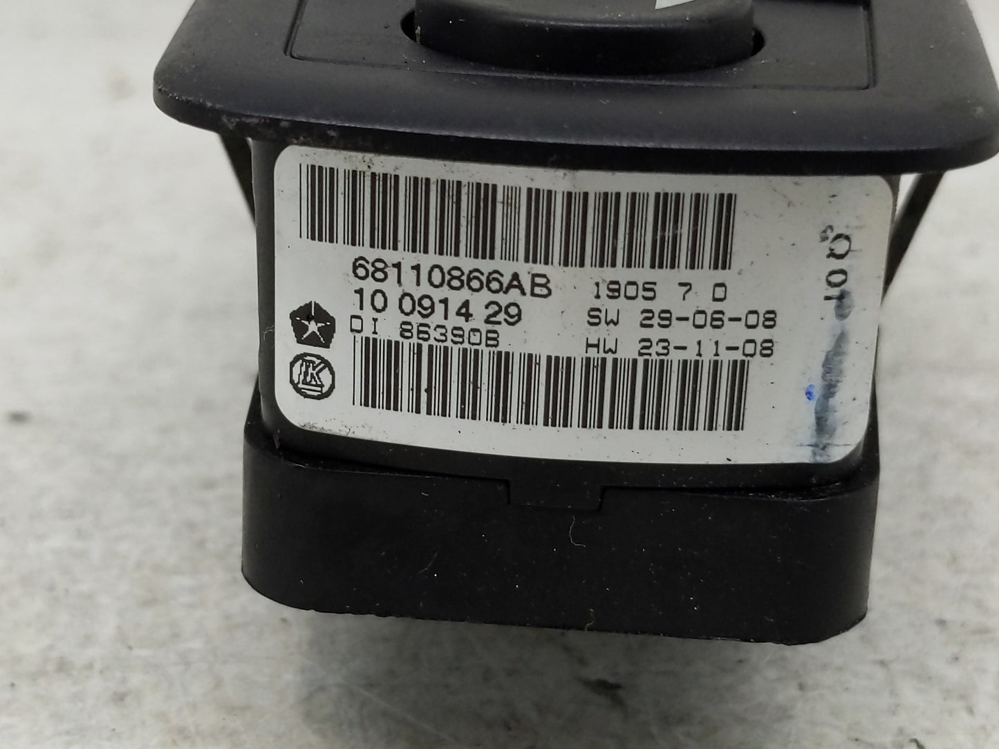 2015 Dodge Ram 1500 Master Power Window Switch Replacement Driver Side Left P/N:68110866AB Fits OEM Used Auto Parts - Oemuse