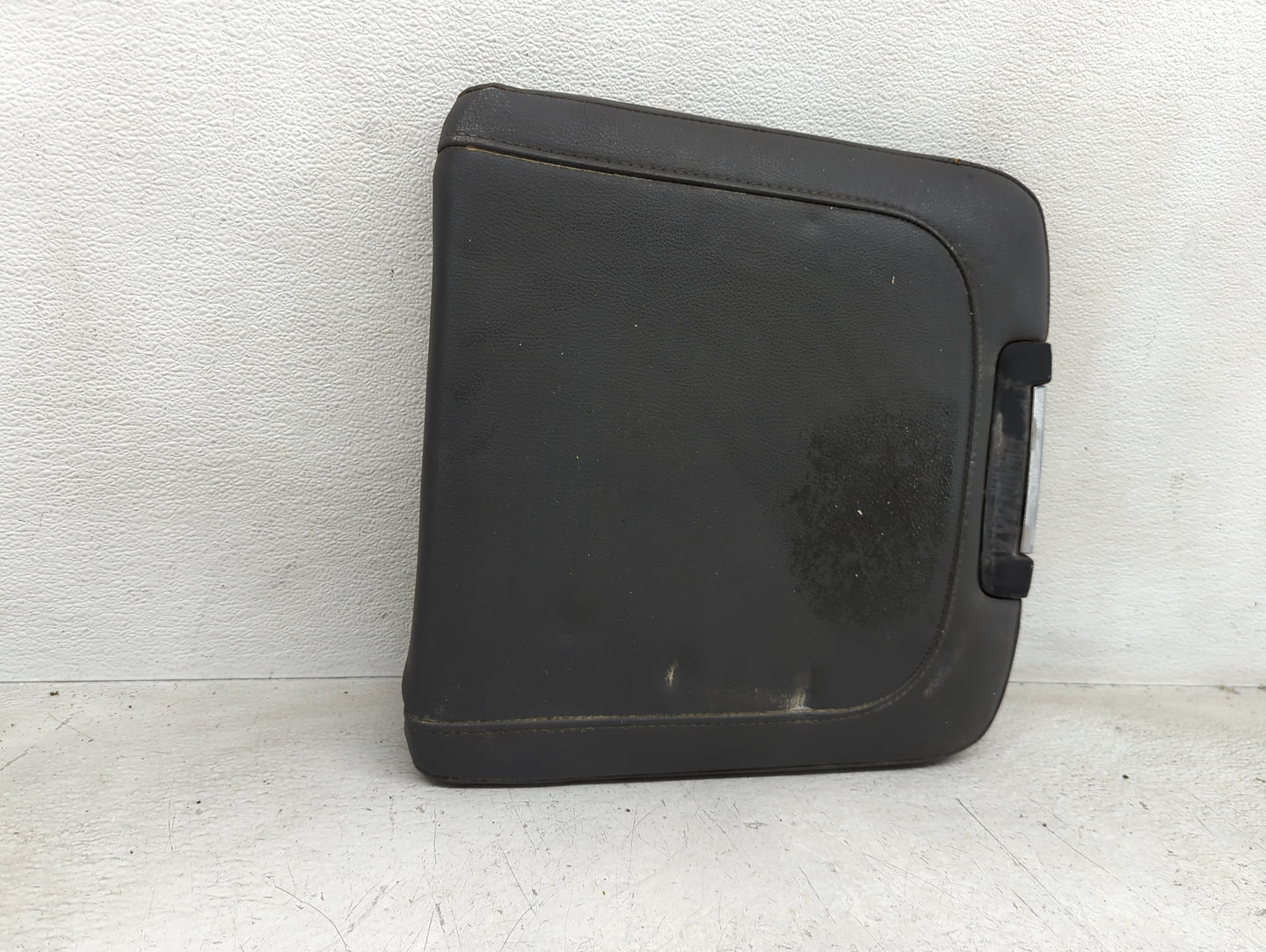 2015 Dodge Ram 1500 Center Console Armrest Cover Lid Fits OEM Used Auto Parts - Oemusedautoparts1.com