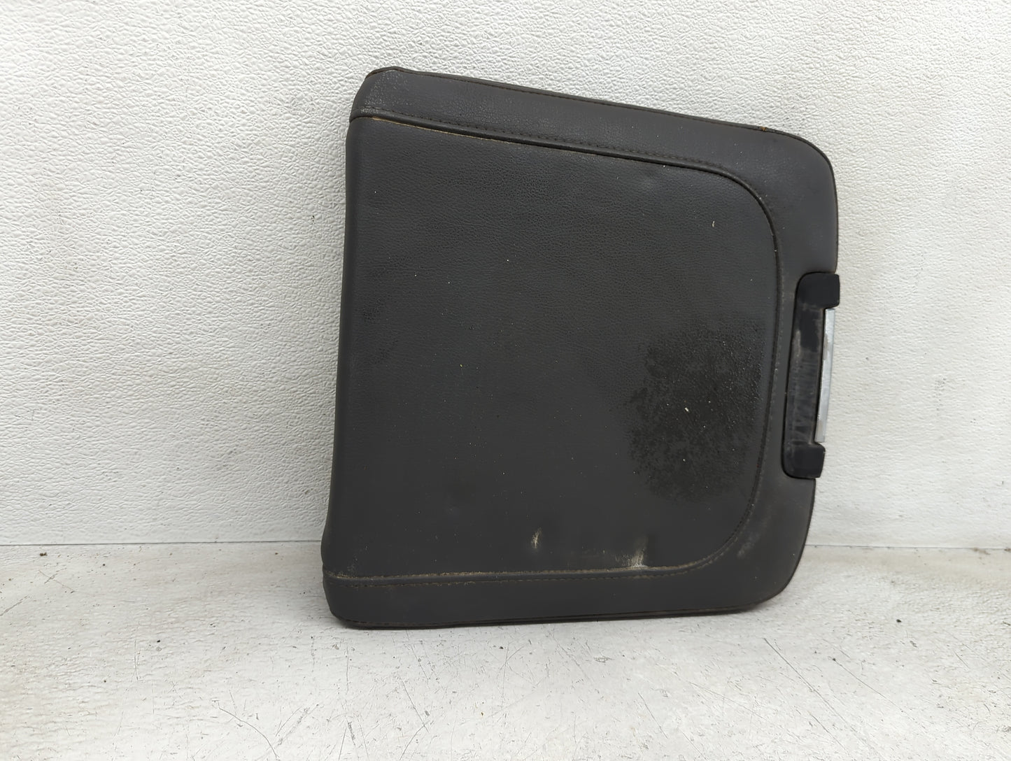 2015 Dodge Ram 1500 Center Console Armrest Cover Lid Fits OEM Used Auto Parts - Oemusedautoparts1.com