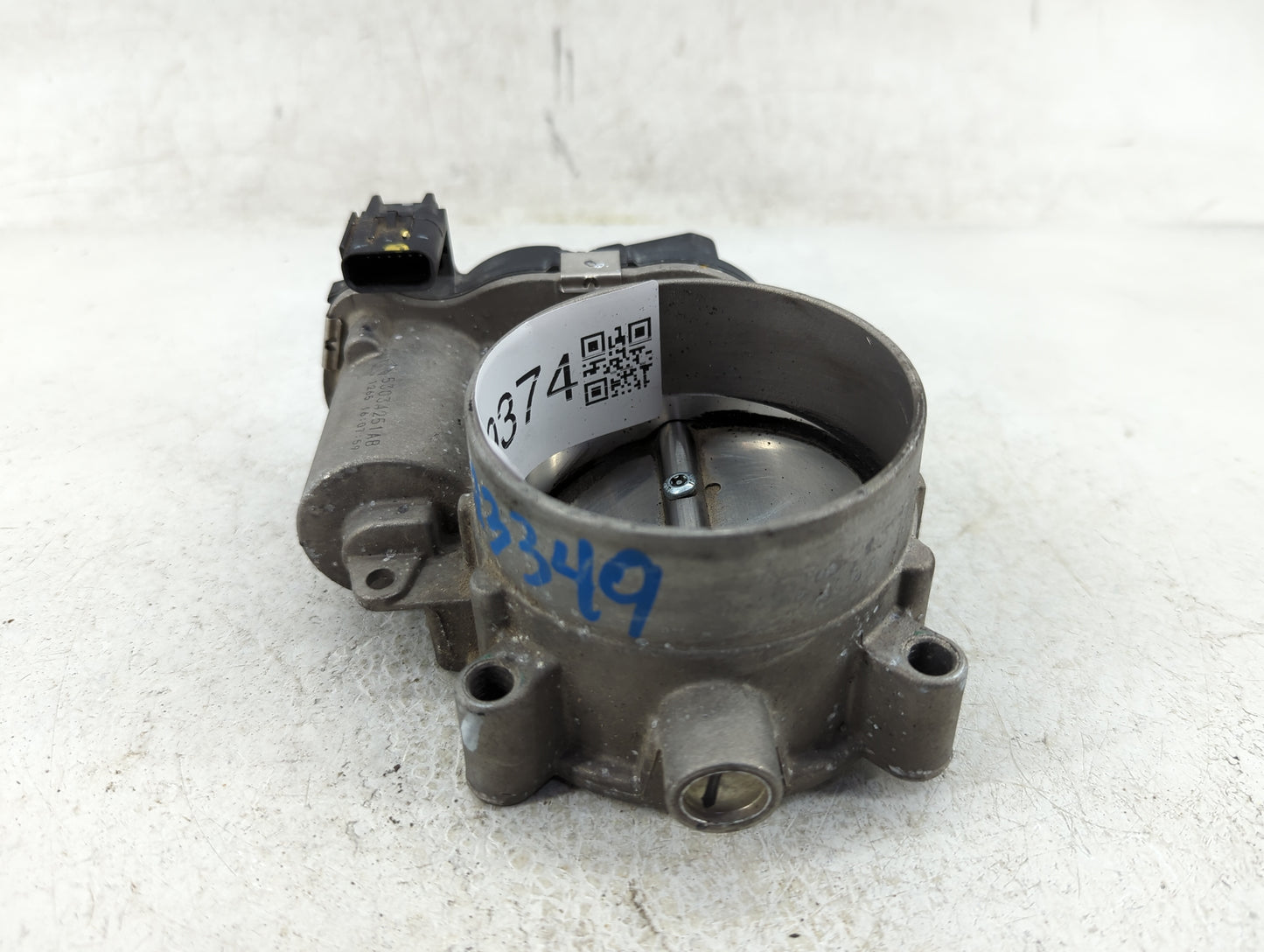 2015 Dodge Ram 1500 Throttle Body P/N:53034251AB Fits Fits 2012 2013 2014 2016 2017 2018 2019 2020 2021 2022 OEM Used Auto P