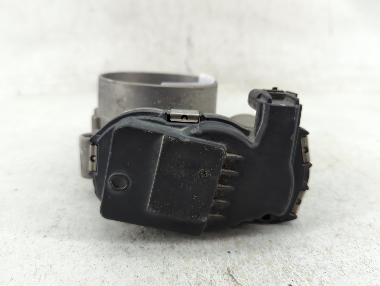 2015 Dodge Ram 1500 Throttle Body P/N:53034251AB Fits Fits 2012 2013 2014 2016 2017 2018 2019 2020 2021 2022 OEM Used Auto P