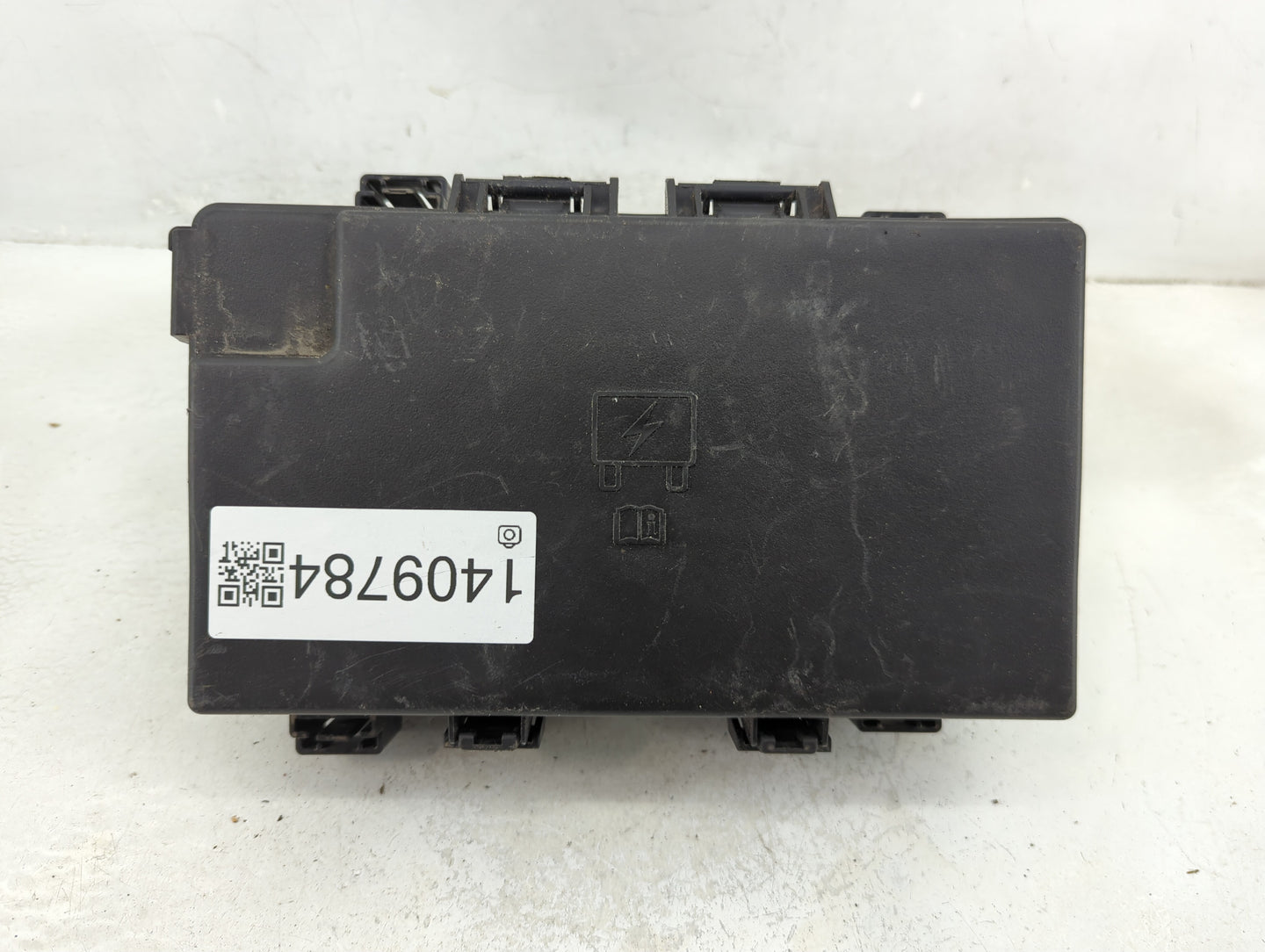 2015 Dodge Ram 1500 Fusebox Fuse Box Panel Relay Module P/N:7140-1980-30 Fits OEM Used Auto Parts - Oemusedautoparts1.com