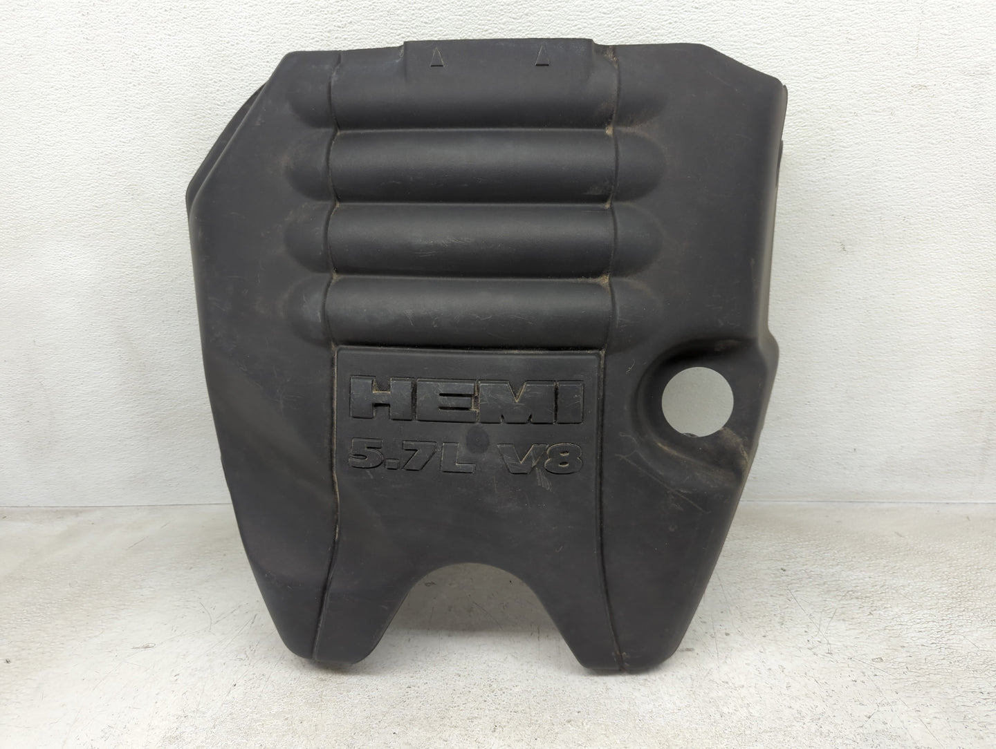 2015 Dodge Ram 1500 Engine Cover - Oemusedautoparts1.com