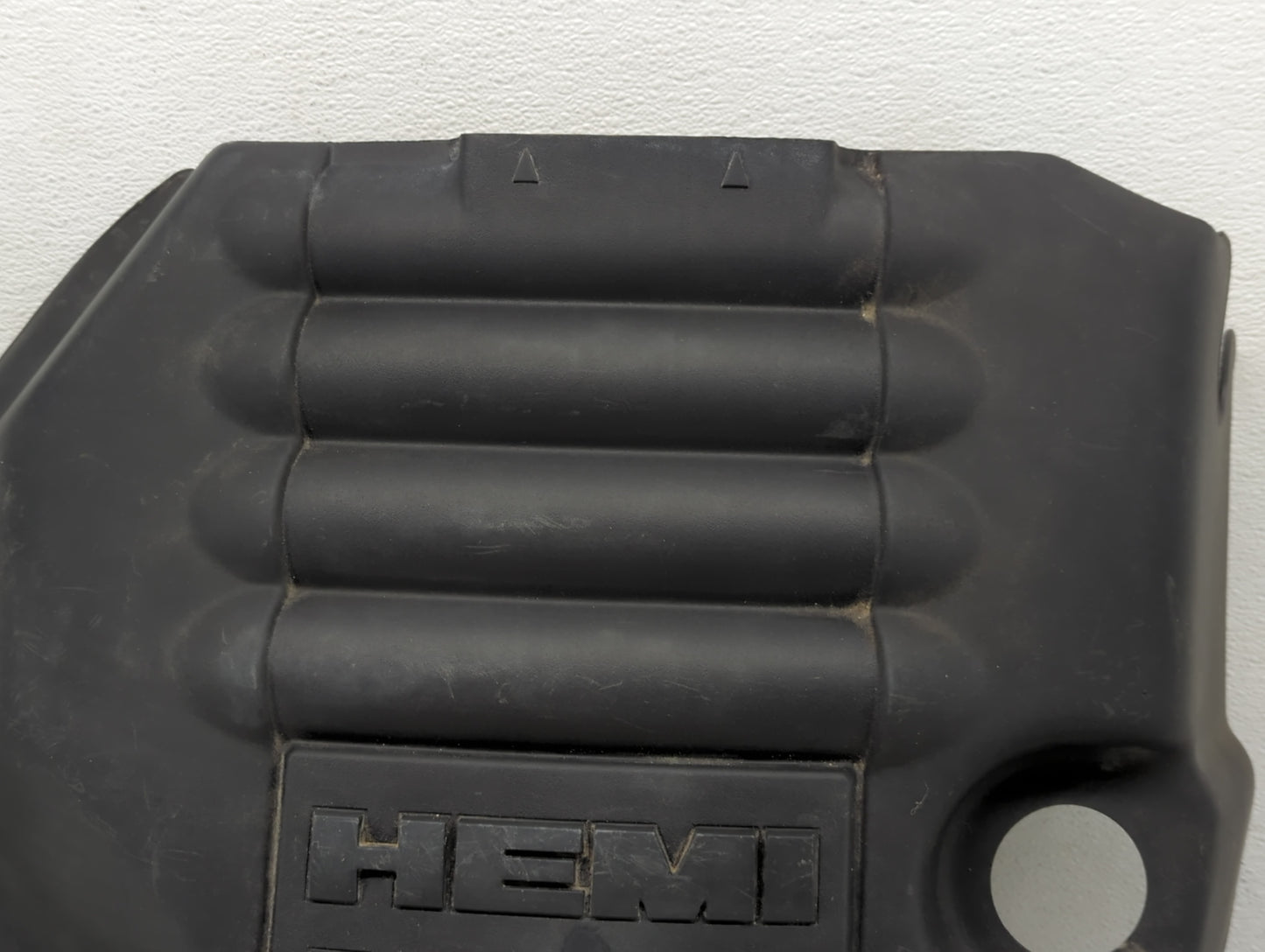 2015 Dodge Ram 1500 Engine Cover - Oemusedautoparts1.com