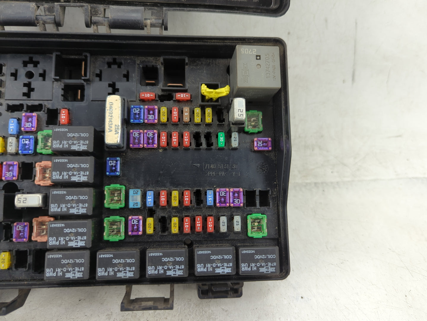 2015 Dodge Ram 1500 Fusebox Fuse Box Panel Relay Module P/N:P68243263AC Fits OEM Used Auto Parts - Oemusedautoparts1.com