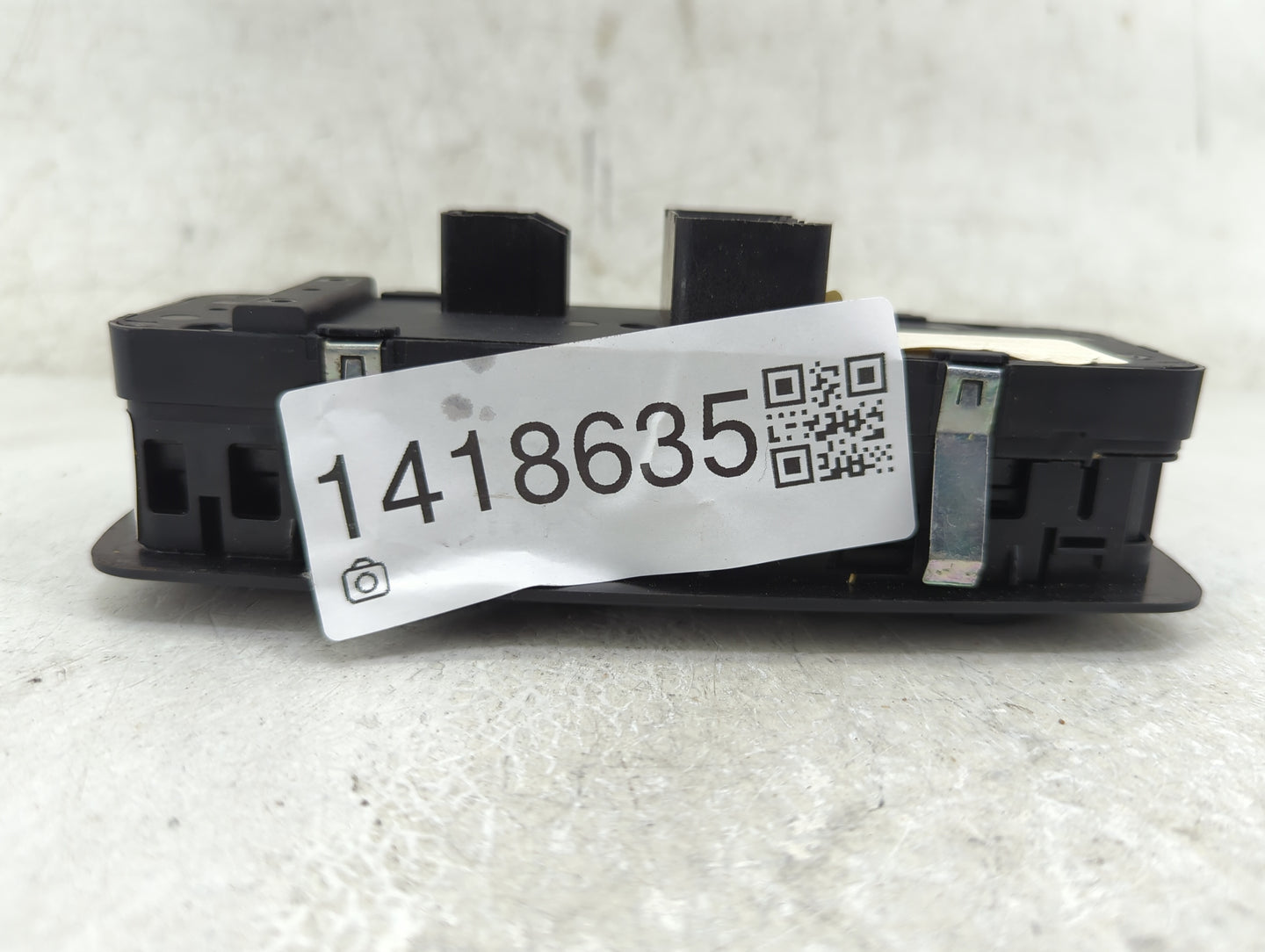 2015 Dodge Ram 1500 Master Power Window Switch Replacement Driver Side Left P/N:68110866AA Fits Fits 2012 2013 2014 2016 OEM