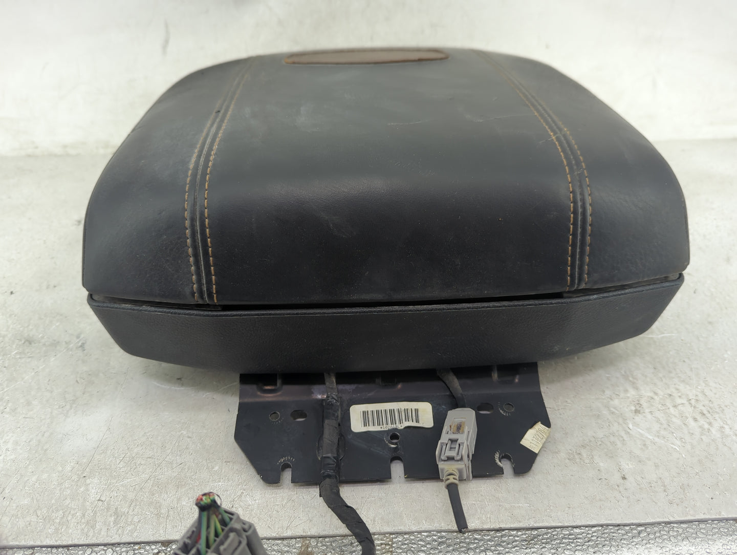 2015 Dodge Ram 1500 Center Console Armrest Cover Lid Fits OEM Used Auto Parts - Oemusedautoparts1.com