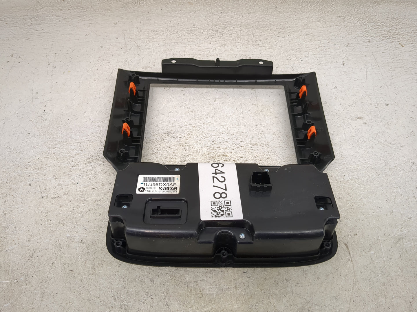 2015 Dodge Ram 1500 Climate Control Module Temperature AC/Heater Replacement P/N:1UJ96DX9AF Fits OEM Used Auto Parts - Oemus