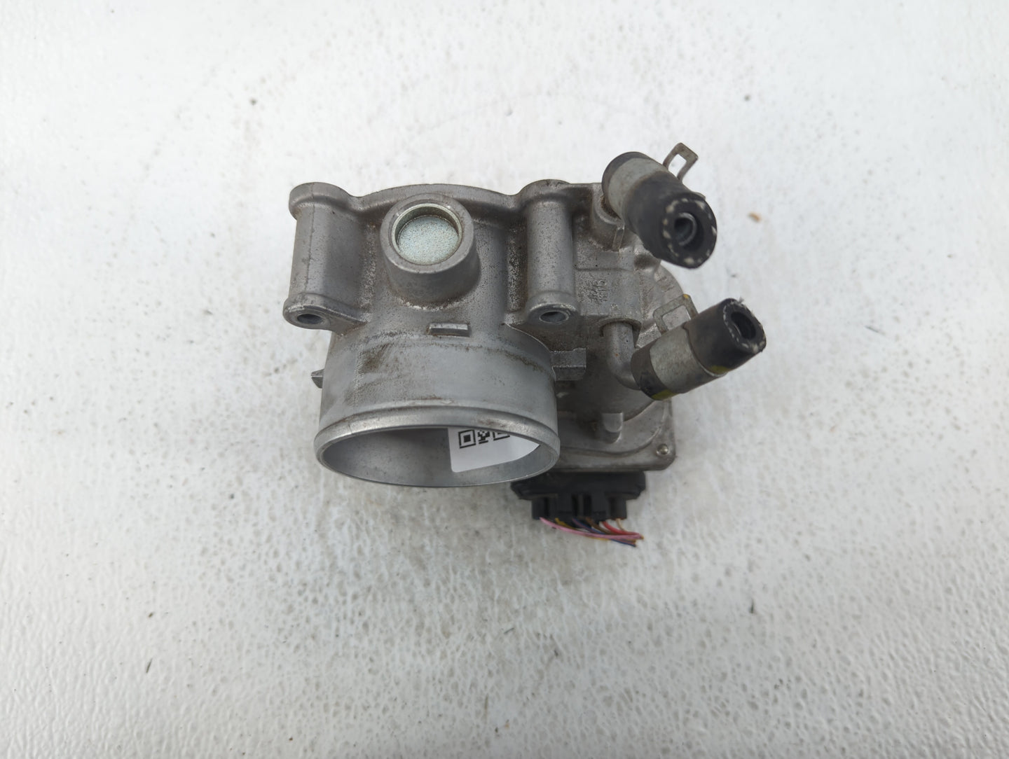 2015 Dodge Ram 1500 Throttle Body P/N:35100-2E000 Fits Fits 2012 2013 2014 2016 2017 2018 2019 2020 2021 2022 OEM Used Auto 