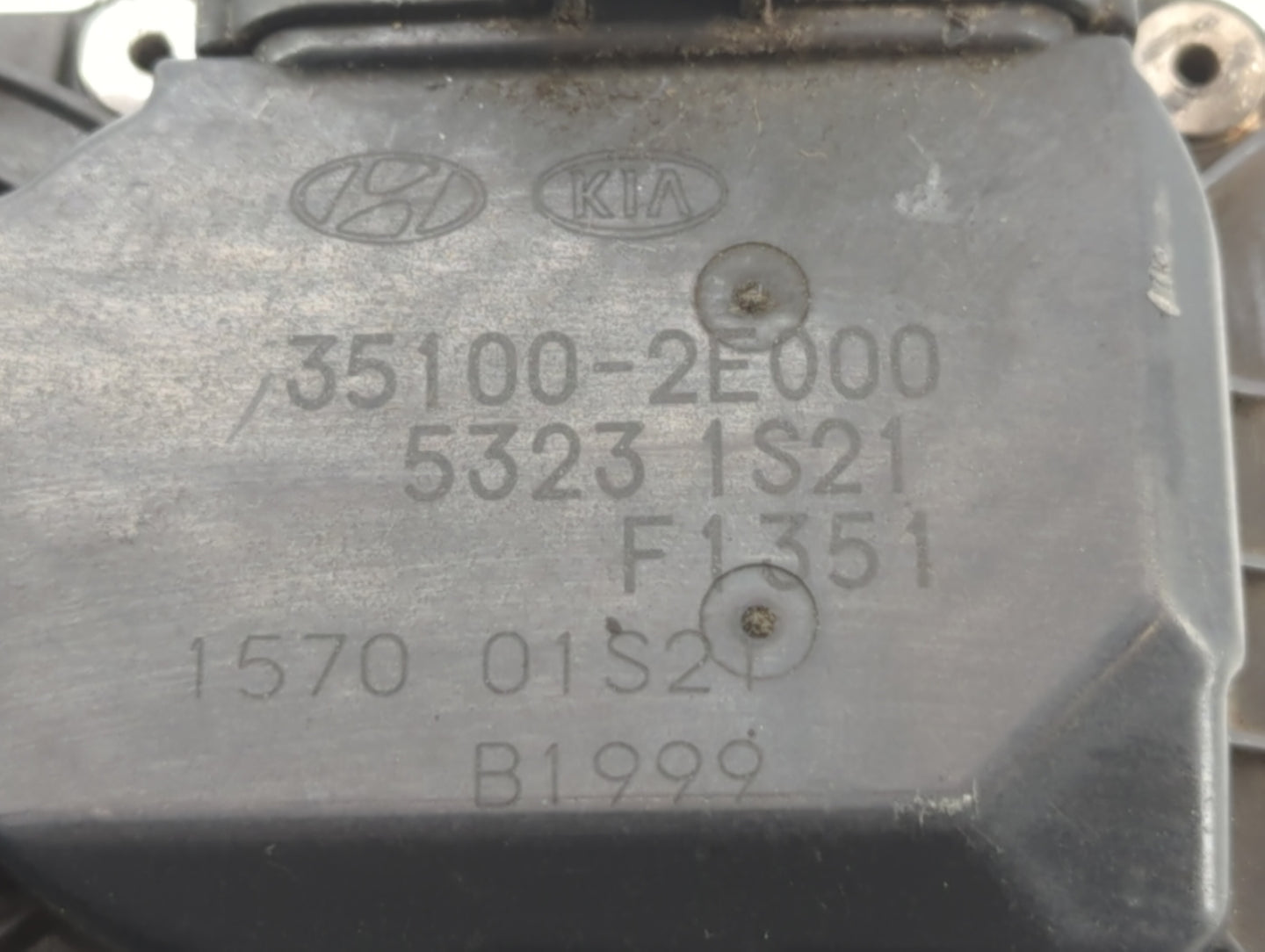 2015 Dodge Ram 1500 Throttle Body P/N:35100-2E000 Fits Fits 2012 2013 2014 2016 2017 2018 2019 2020 2021 2022 OEM Used Auto 