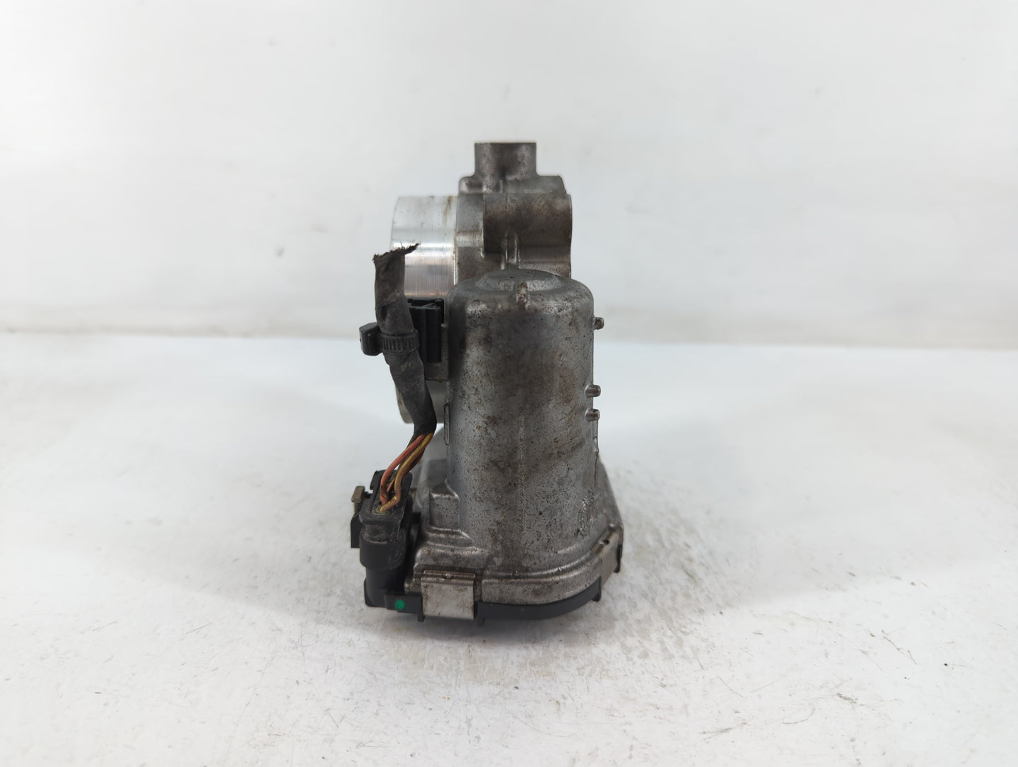 2015 Dodge Ram 1500 Throttle Body P/N:0 280 750 570 05184349AC Fits Fits 2011 2012 2013 2014 2016 2017 2018 2019 2020 2021 2
