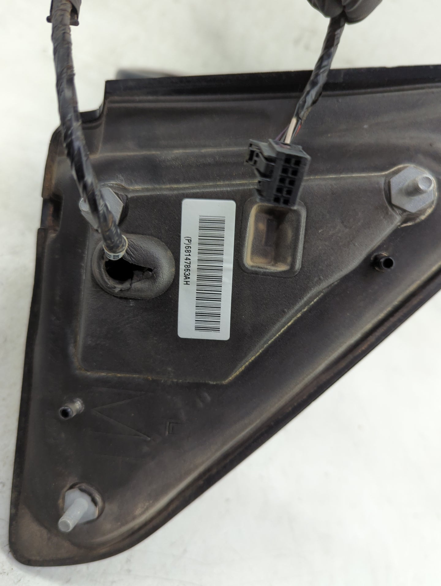 2015 Dodge Ram 2500 Driver Side View Mirror - Left Door Mirror OEM Used - Oemusedautoparts1.com
