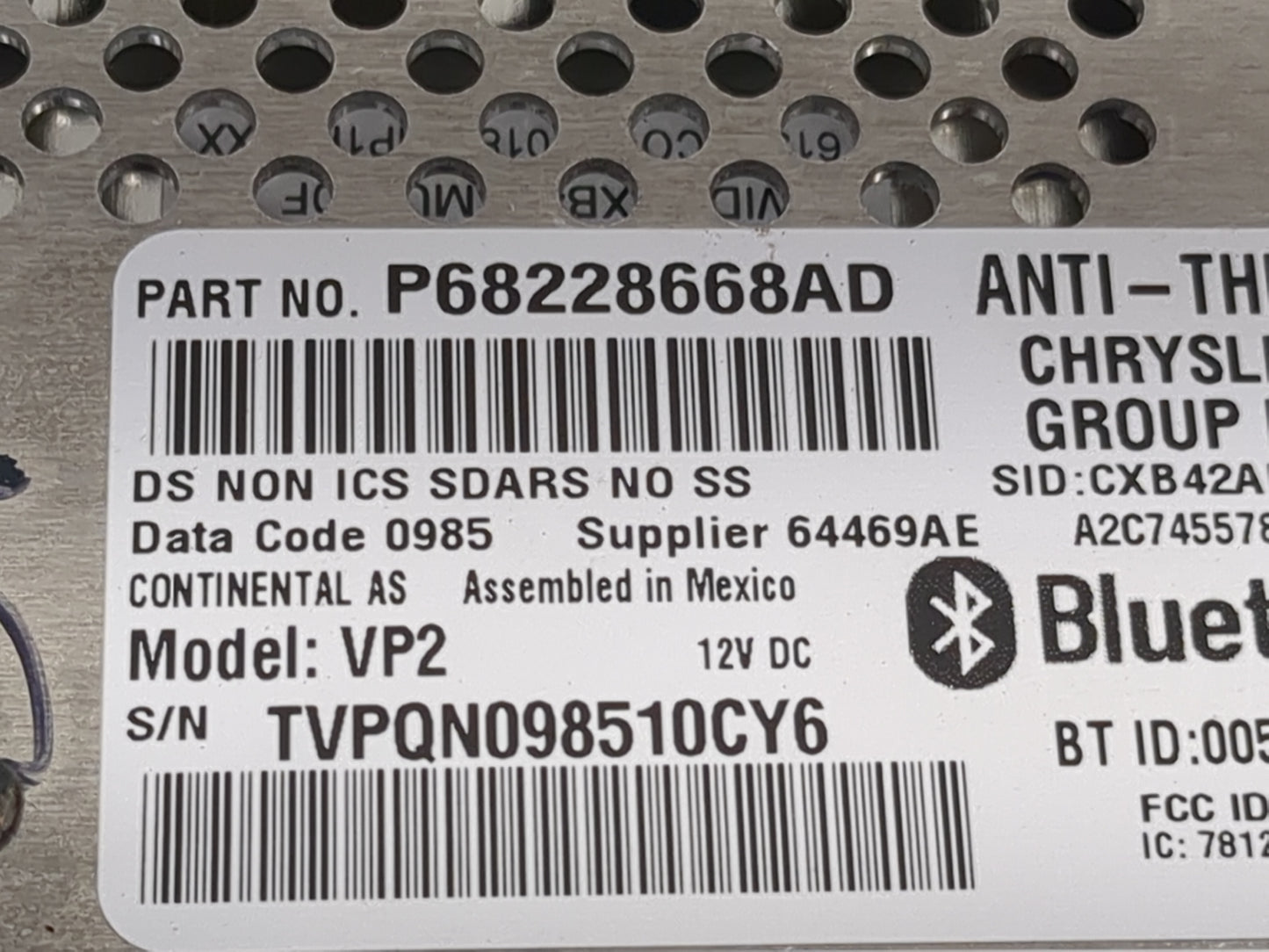 2015 Dodge Ram 2500 Radio AM FM Cd Player Receiver Replacement P/N:P68228668AD VP2, TVPQN098510CY6 Fits OEM Used Auto Parts 