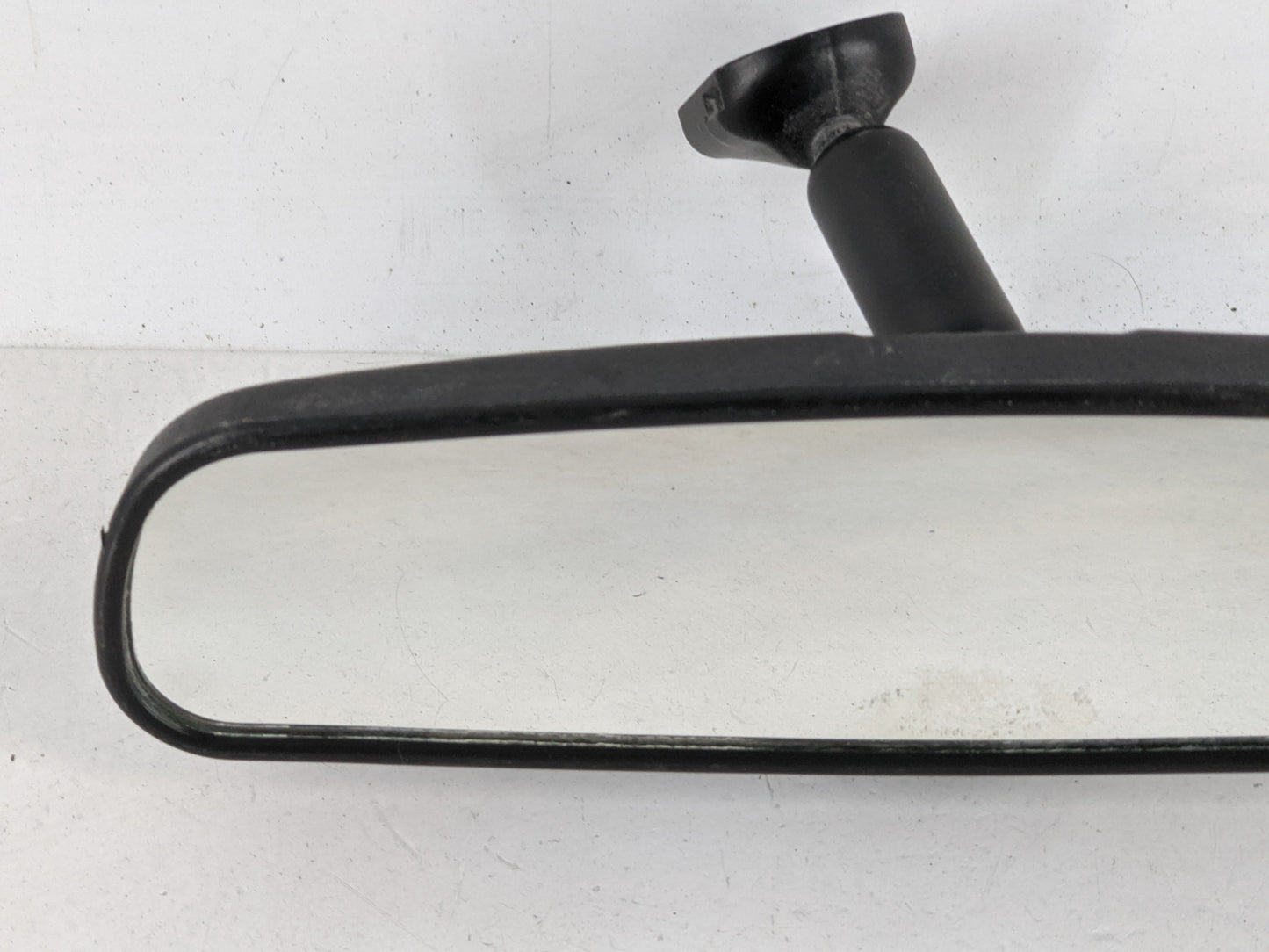 2015 Fiat 500 Interior Rear View Mirror Replacement OEM P/N:E8011681 Fits OEM Used Auto Parts - Oemusedautoparts1.com