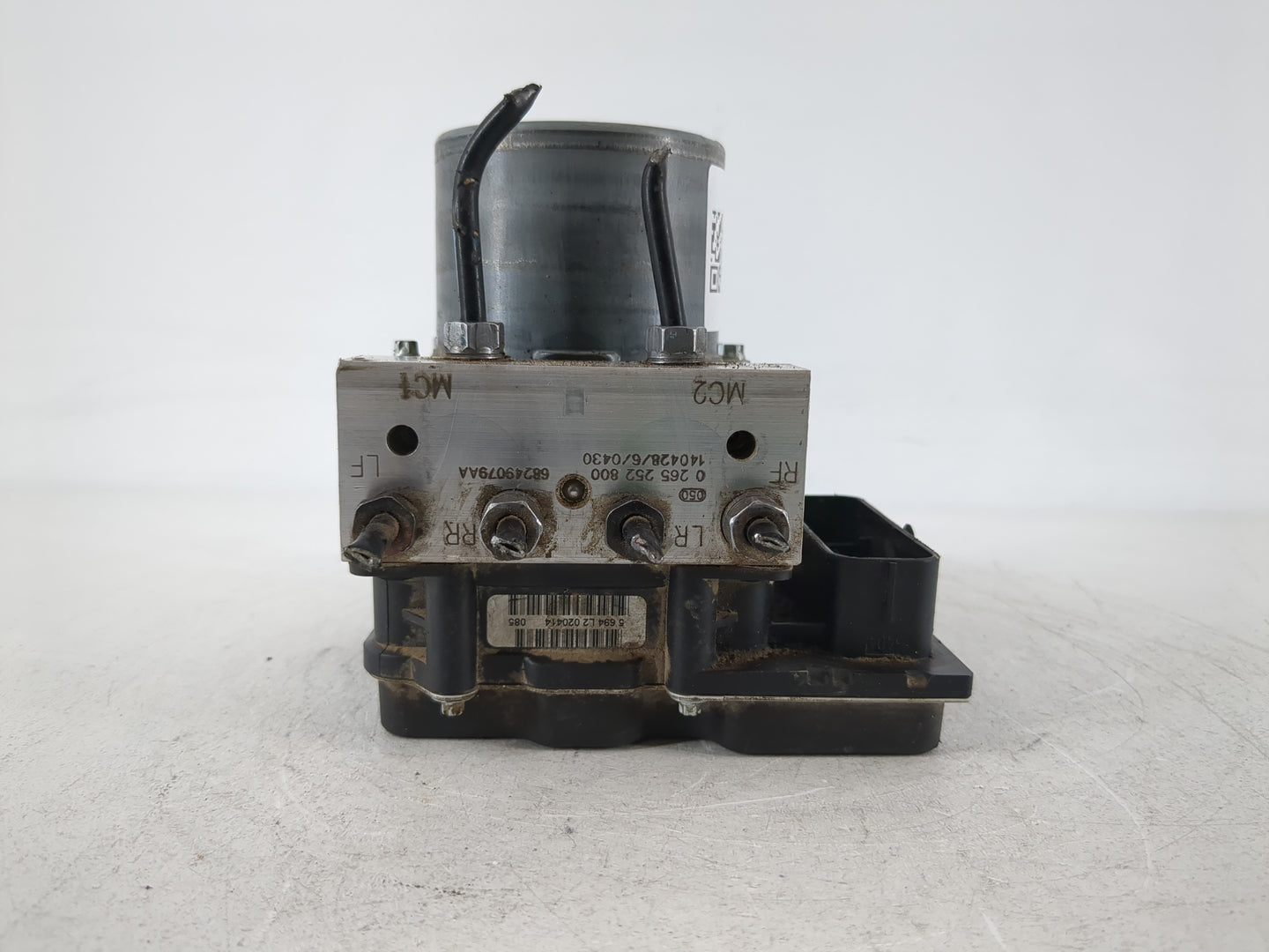 2015 Fiat 500 ABS Pump Control Module Replacement P/N:68073251AH P68249079AA, 68073251AI, 68073251AG, 0 265 252 587 Fits OEM