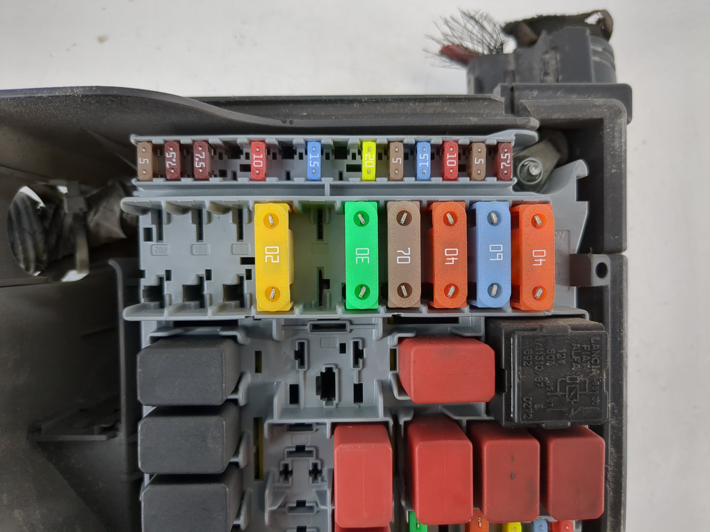 2012-2017 Fiat 500 Fusebox Fuse Box Panel Relay Module P/N:53100999 51890355 Fits Fits 2012 2013 2014 2015 2016 2017 OEM Use