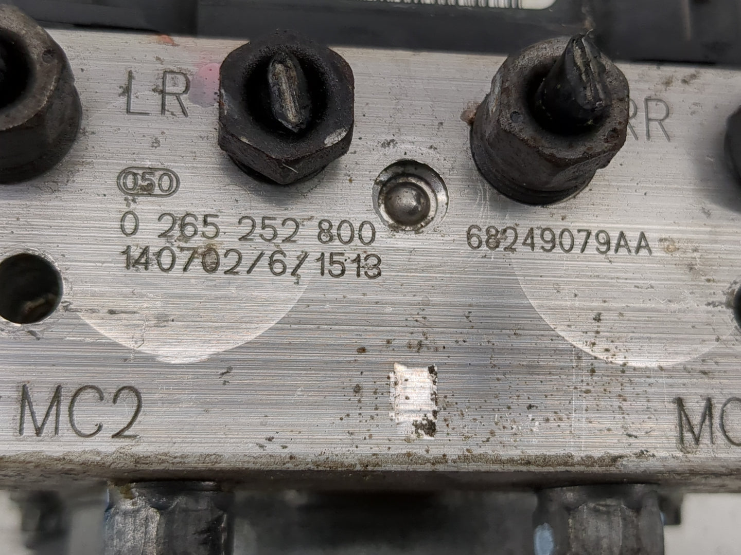 2012-2017 Fiat 500 ABS Pump Control Module Replacement P/N:68249079AA 0 265 252 800 Fits Fits 2012 2013 2014 2015 2016 2017 