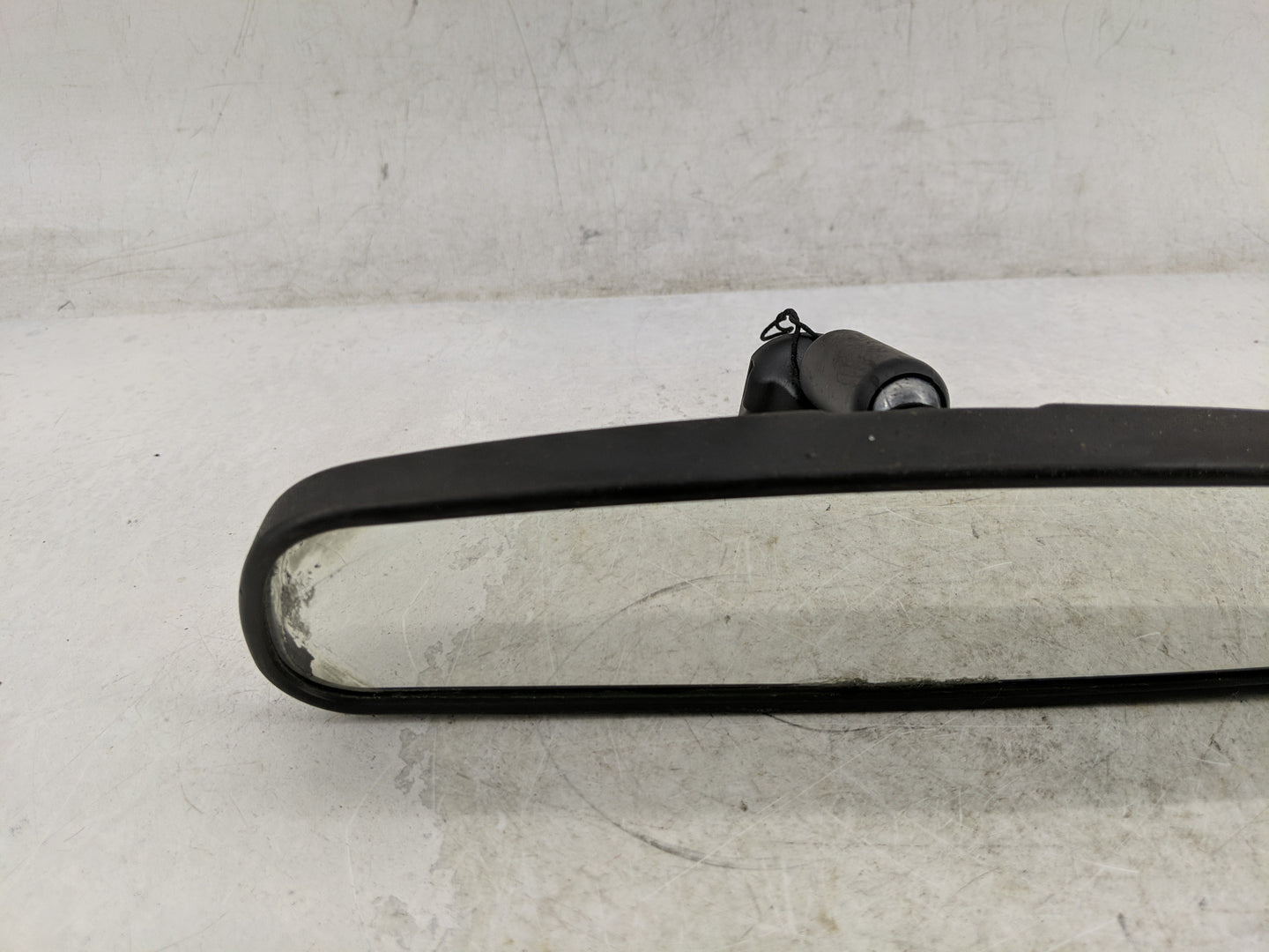 2012-2017 Fiat 500 Interior Rear View Mirror Replacement OEM P/N:E8011681 Fits Fits 2012 2013 2014 2015 2016 2017 OEM Used A