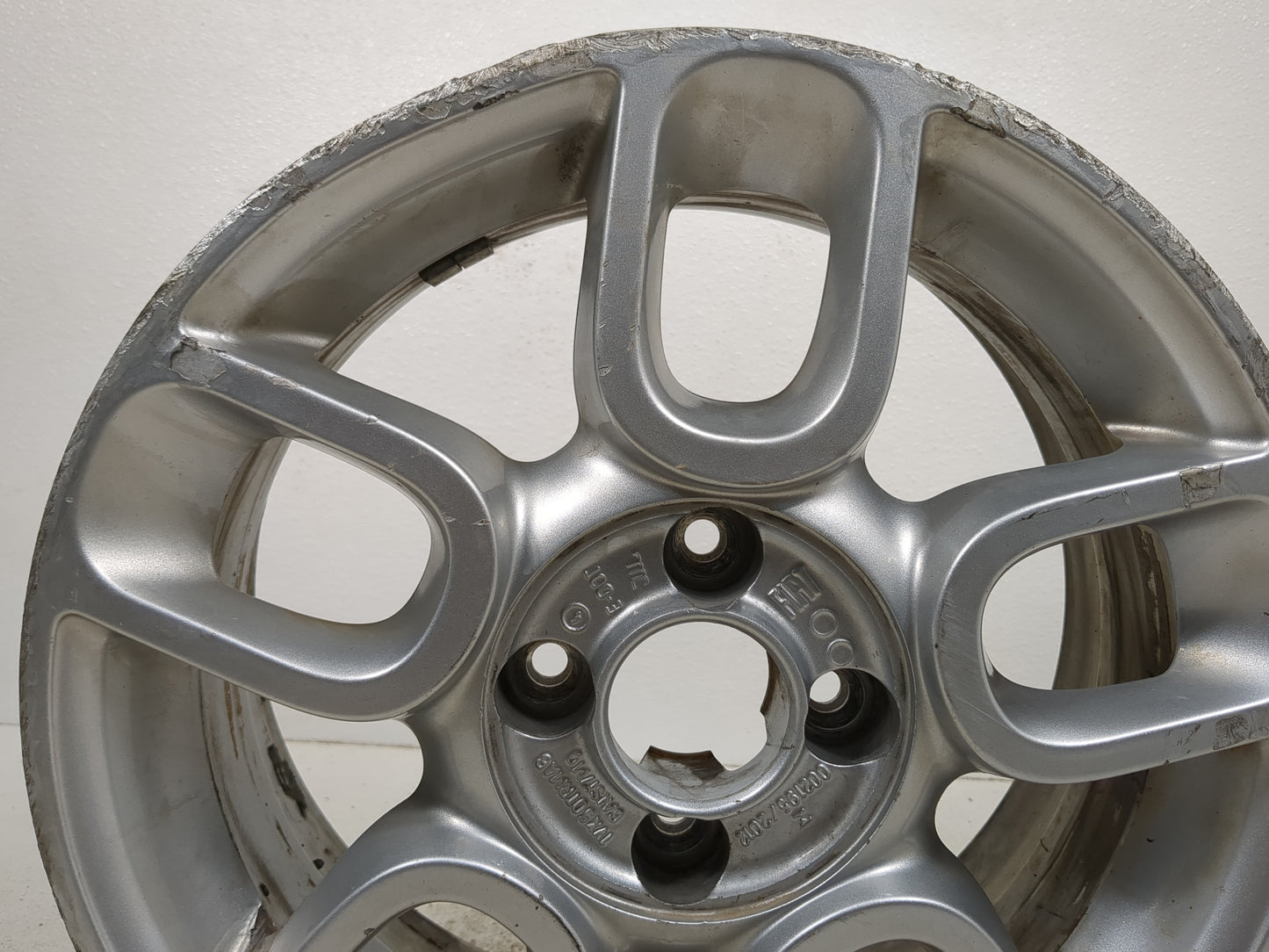 2012-2018 Fiat 500 Oem Wheel Rim - Oemusedautoparts1.com
