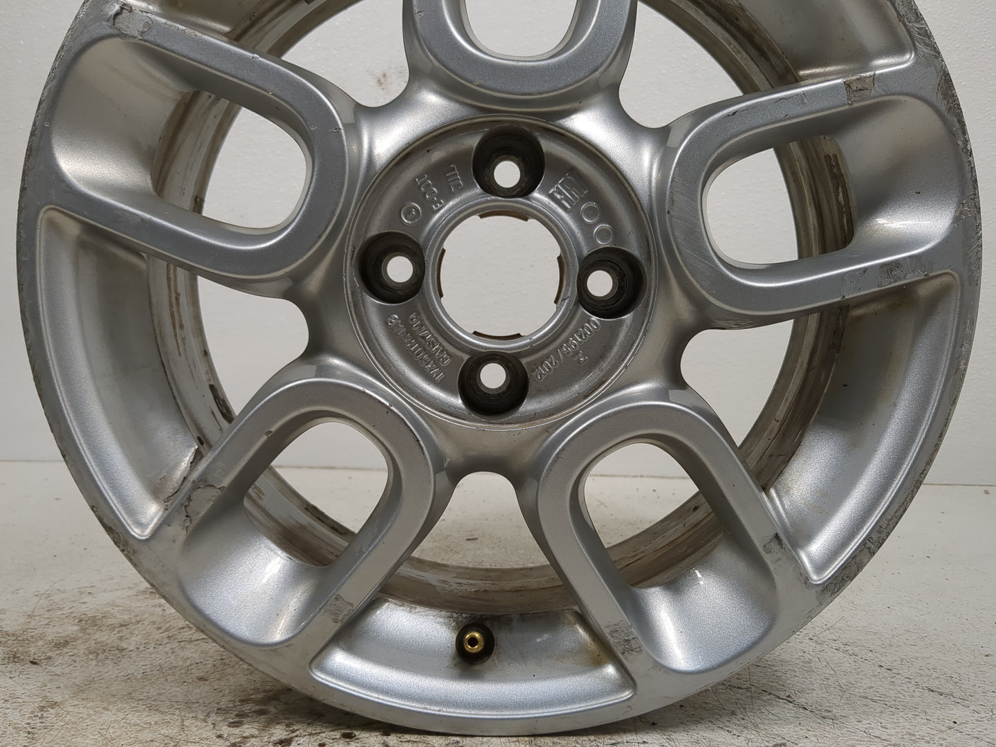 2012-2018 Fiat 500 Oem Wheel Rim - Oemusedautoparts1.com