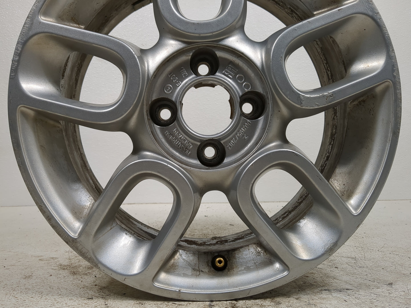 2012-2018 Fiat 500 Oem Wheel Rim - Oemusedautoparts1.com